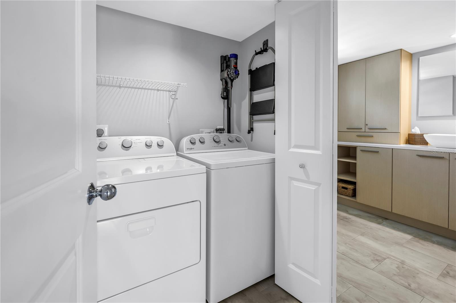 Listing photo id 9 for 8226 Gulf Boulevard 2
