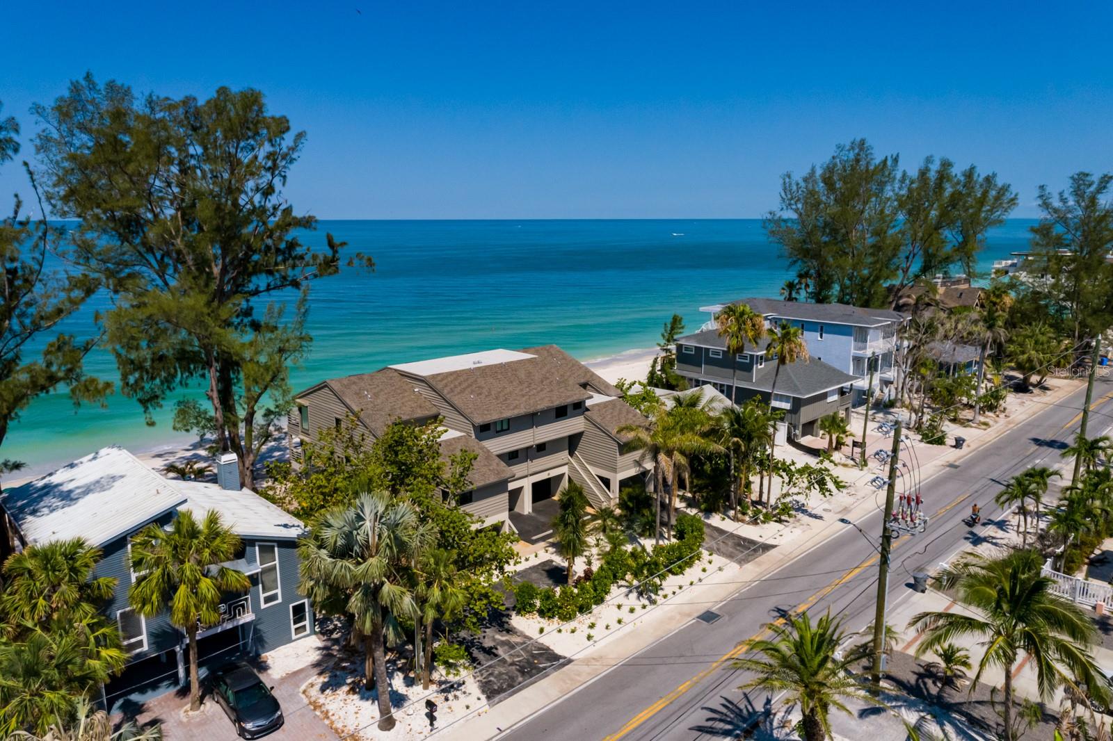 Listing photo id 0 for 8226 Gulf Boulevard 2