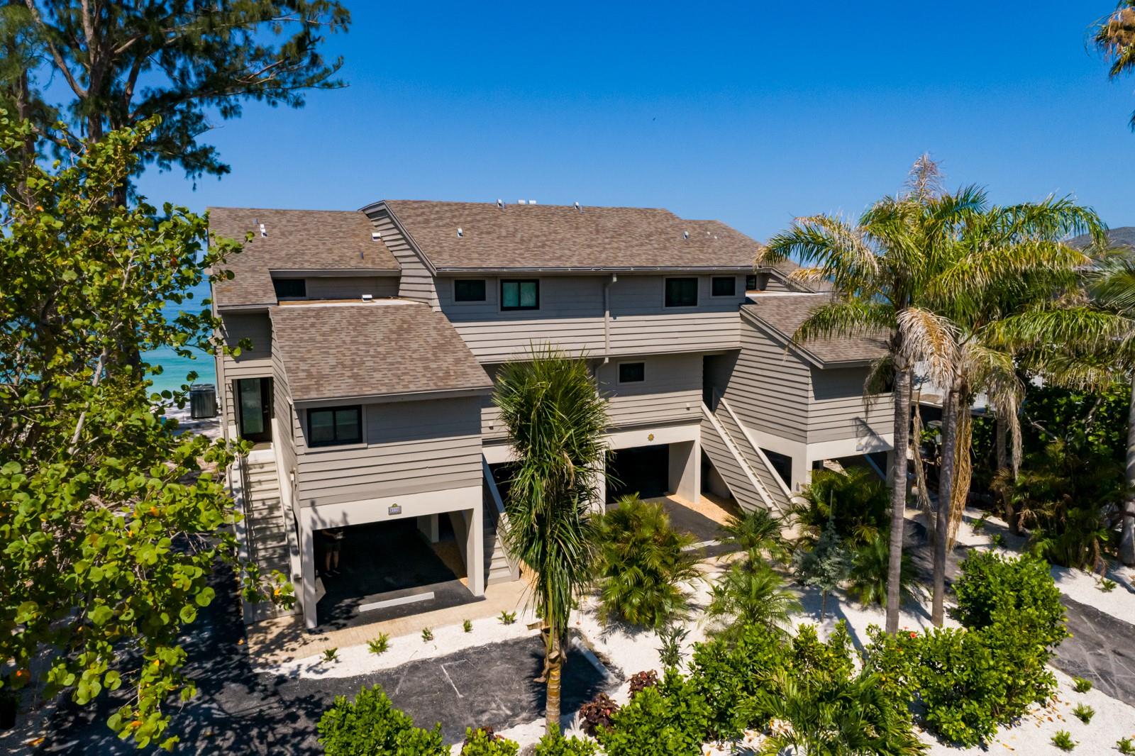 Listing photo id 1 for 8226 Gulf Boulevard 2