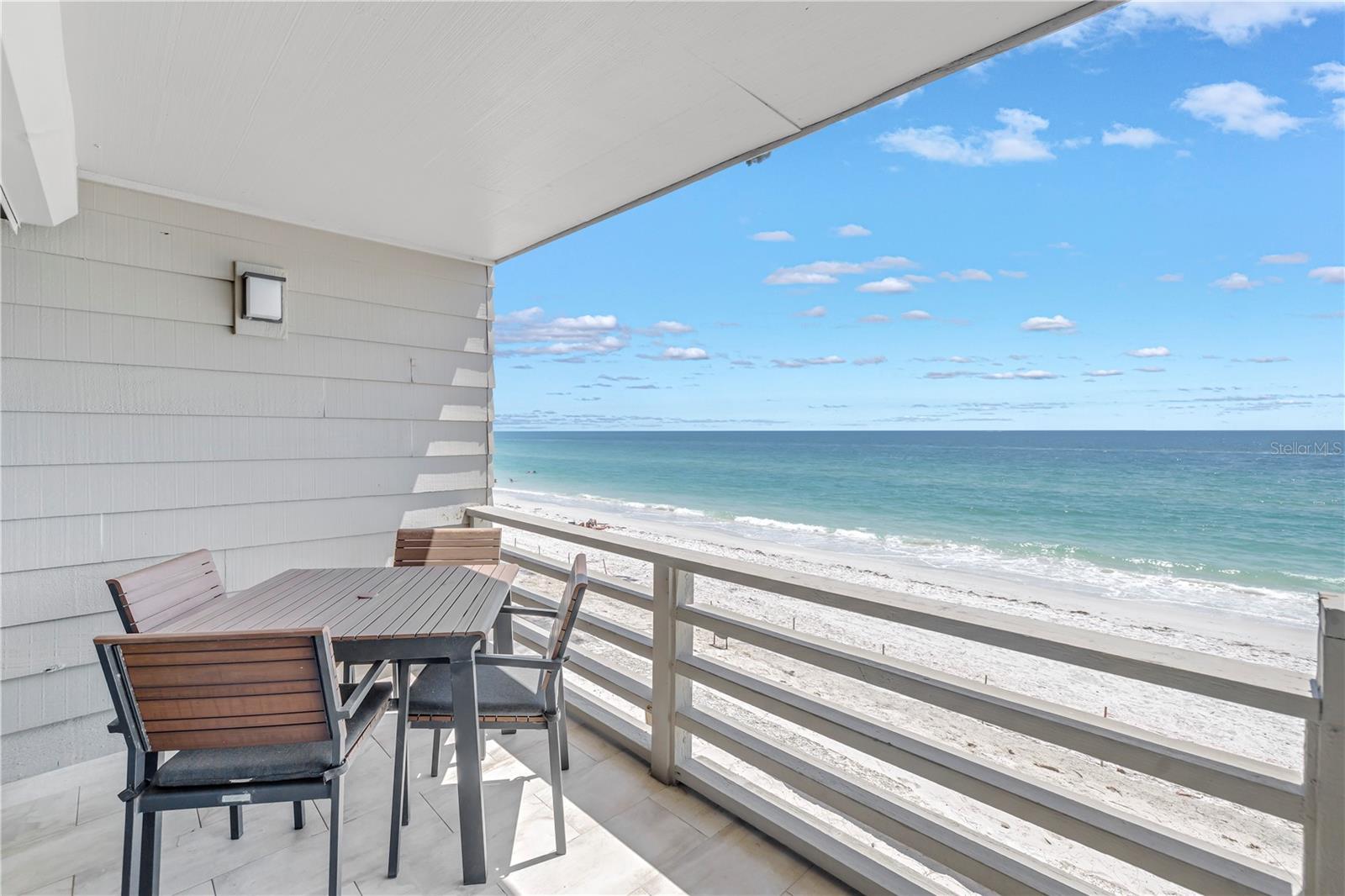 Listing photo id 29 for 8226 Gulf Boulevard 2