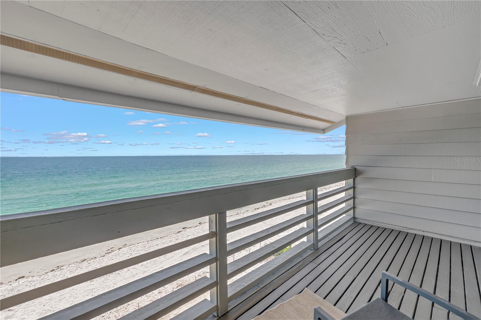 Listing photo id 46 for 8226 Gulf Boulevard 2