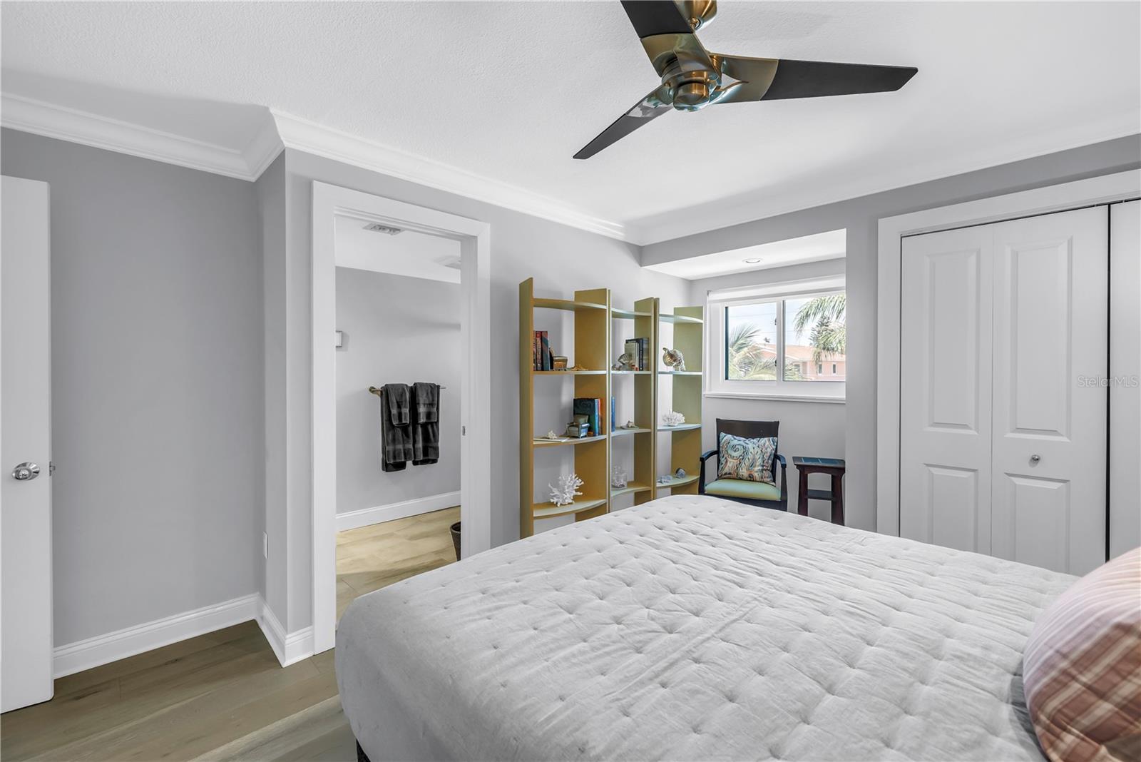 Listing photo id 51 for 8226 Gulf Boulevard 2