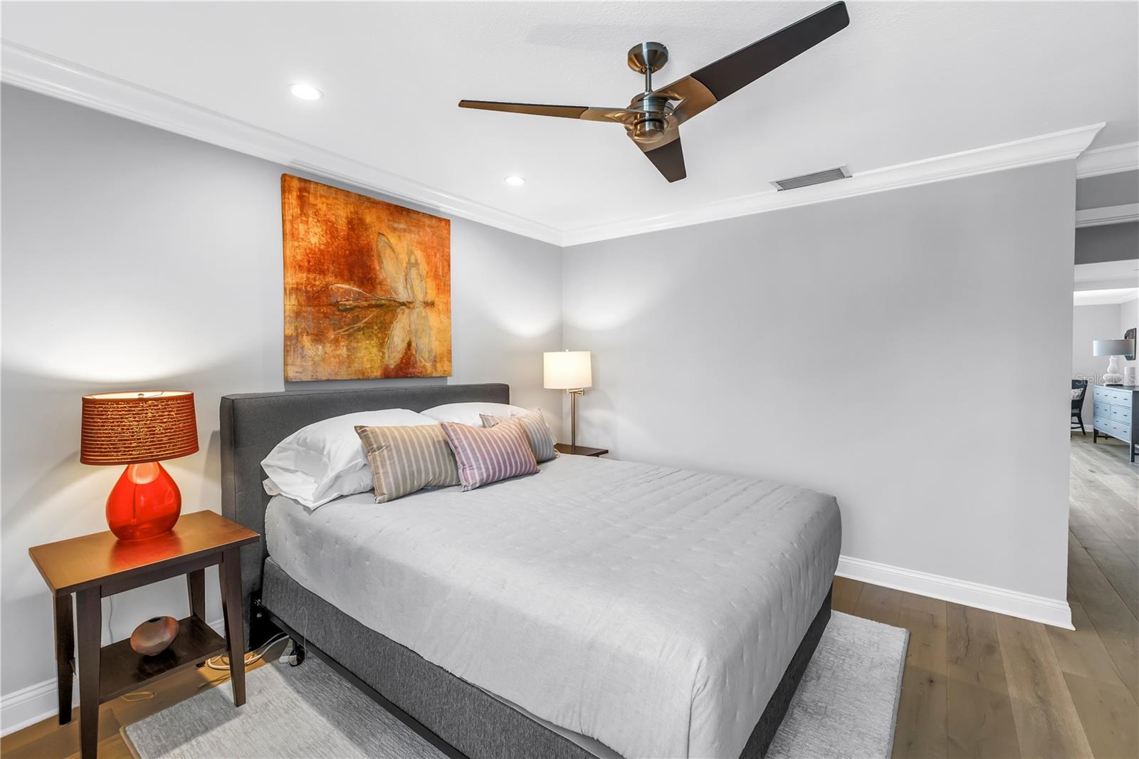Listing photo id 52 for 8226 Gulf Boulevard 2