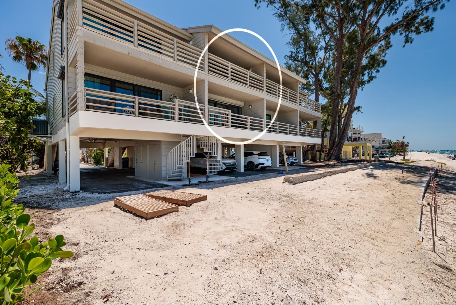 Listing photo id 5 for 8226 Gulf Boulevard 2