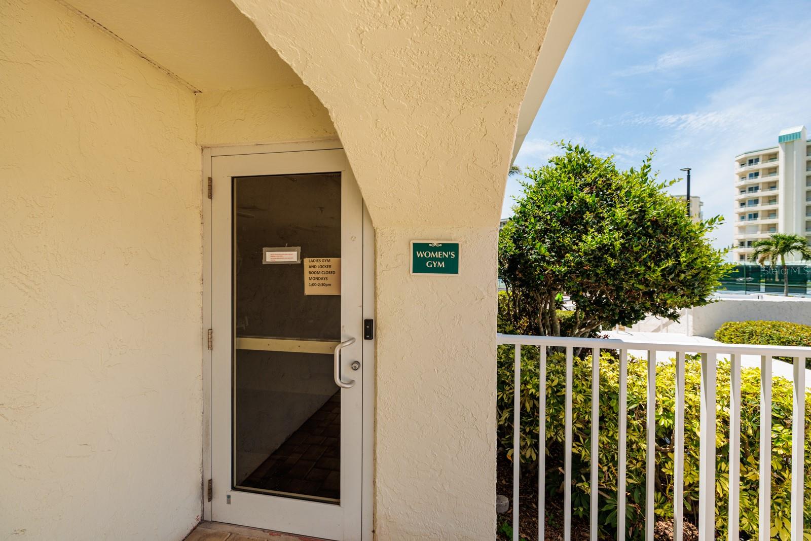 Image 32 of 43 For 7932 Sailboat Key Boulevard S 506