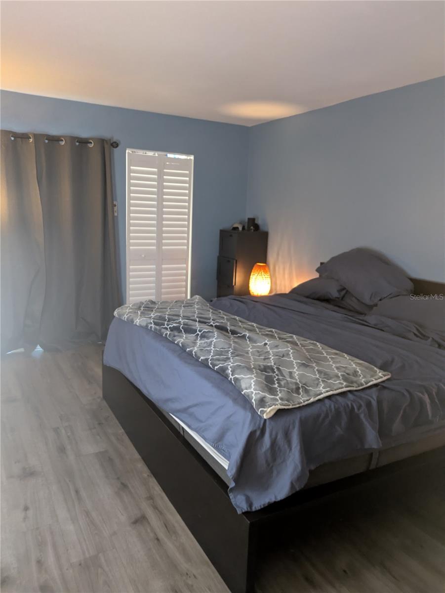 Image 20 of 33 For 4705 1st Street Ne 327
