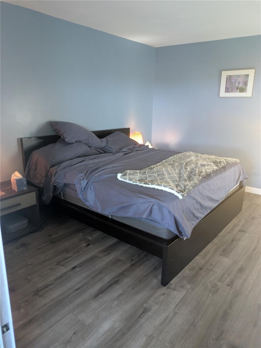 Image 31 of 33 For 4705 1st Street Ne 327