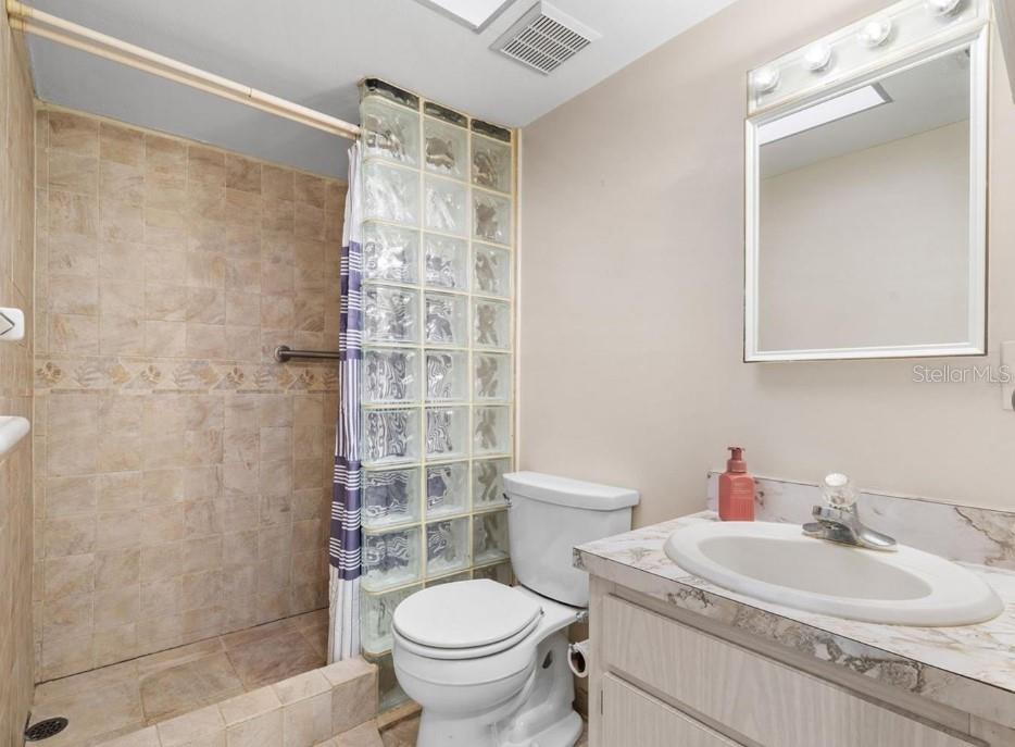 Image 10 of 10 For 1028 Apollo Beach Boulevard 211