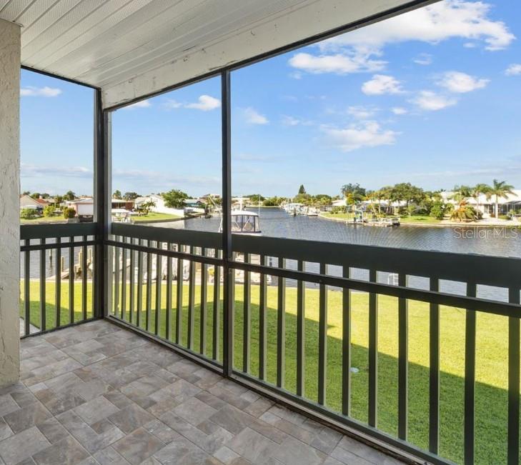 Image 8 of 10 For 1028 Apollo Beach Boulevard 211