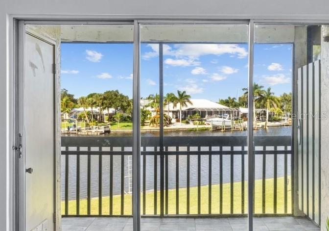 Image 9 of 10 For 1028 Apollo Beach Boulevard 211