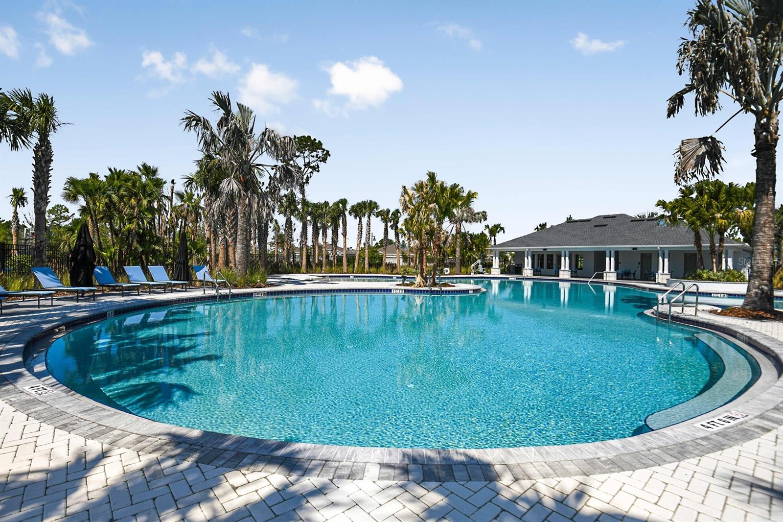 Image 32 of 34 For 1712 Tropical Oasis Avenue