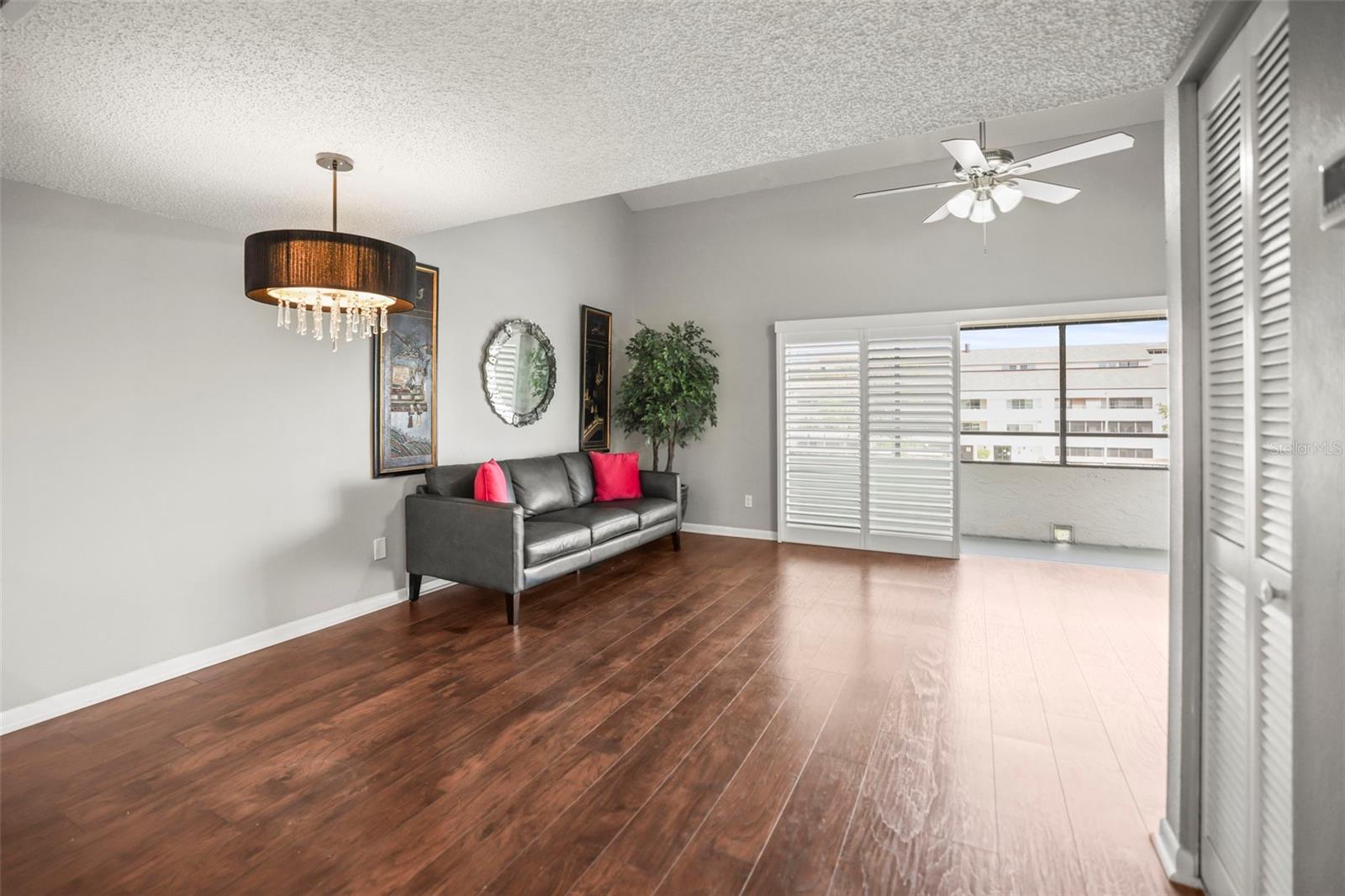 Image 8 of 57 For 2581 Countryside Boulevard 2309