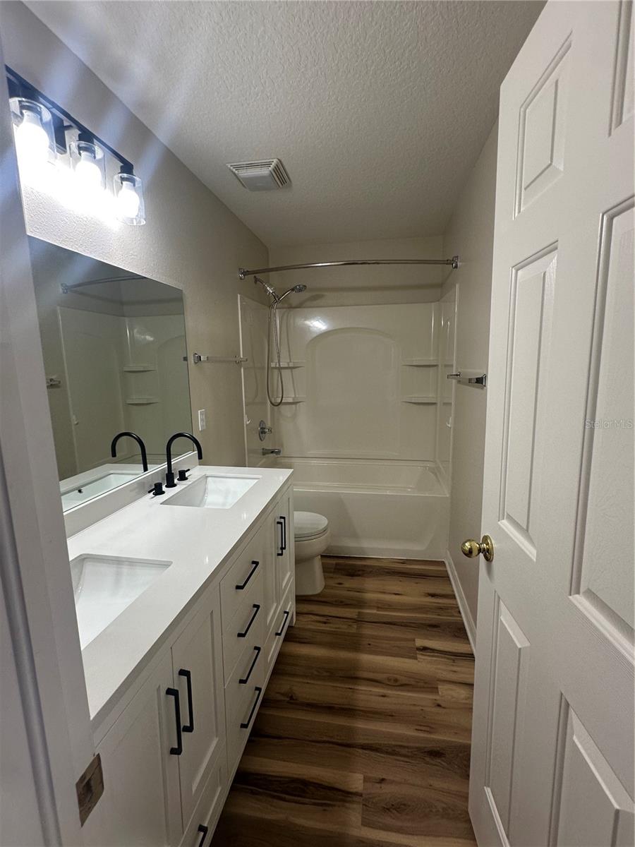 Image 20 of 31 For 11618 Mango Ridge Boulevard