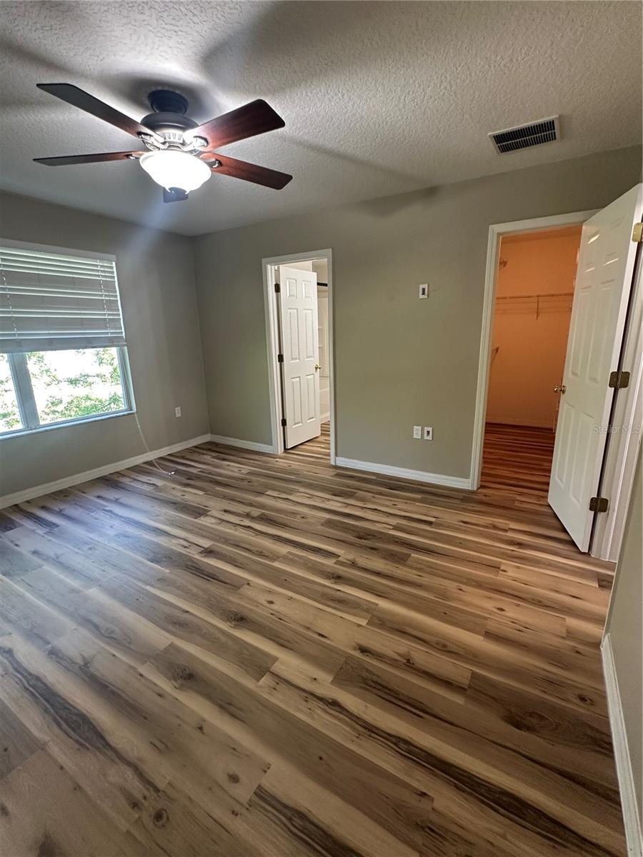 Image 23 of 31 For 11618 Mango Ridge Boulevard
