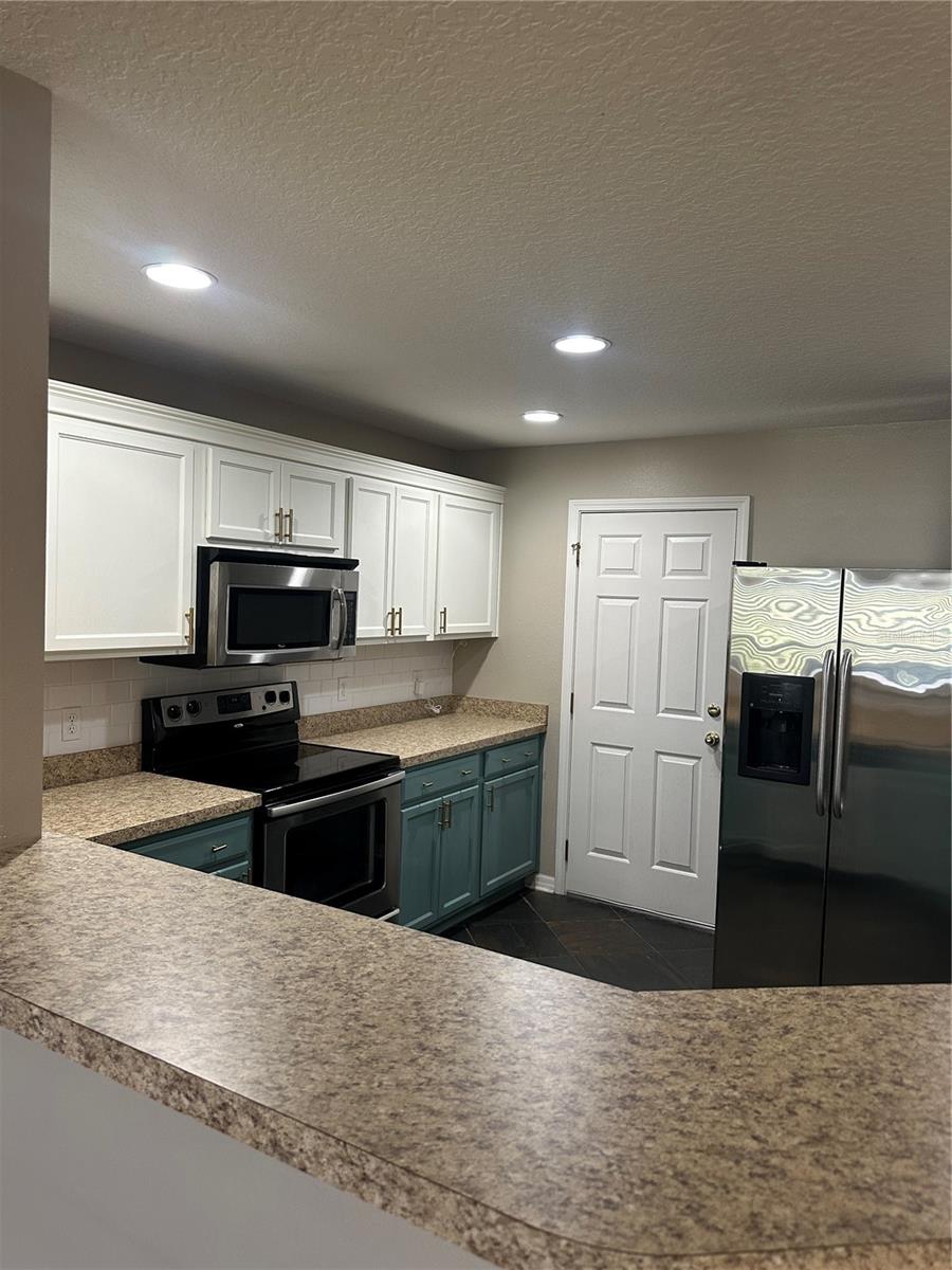 Image 9 of 31 For 11618 Mango Ridge Boulevard