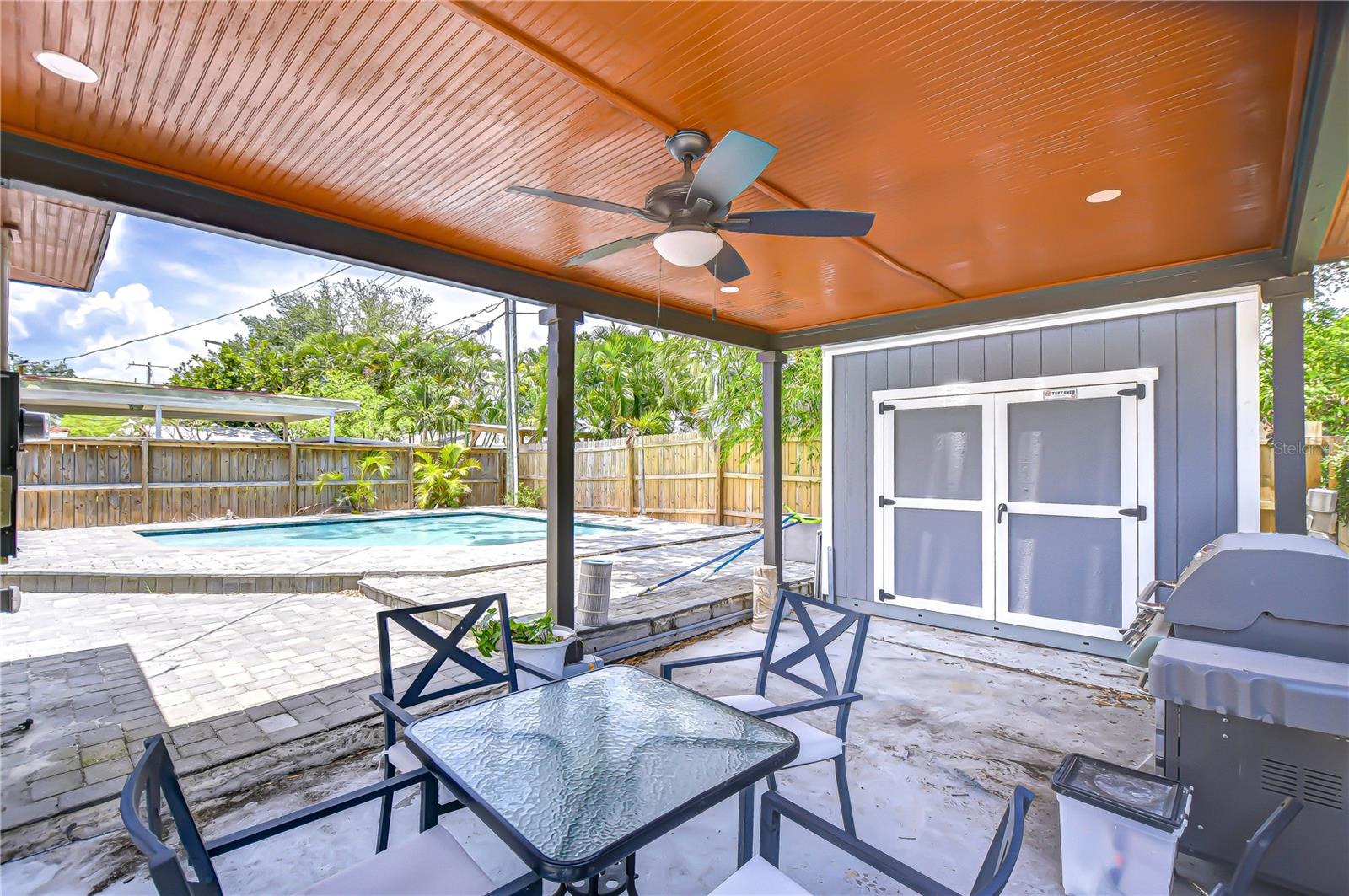 Image 8 of 20 For 509 Davis Boulevard