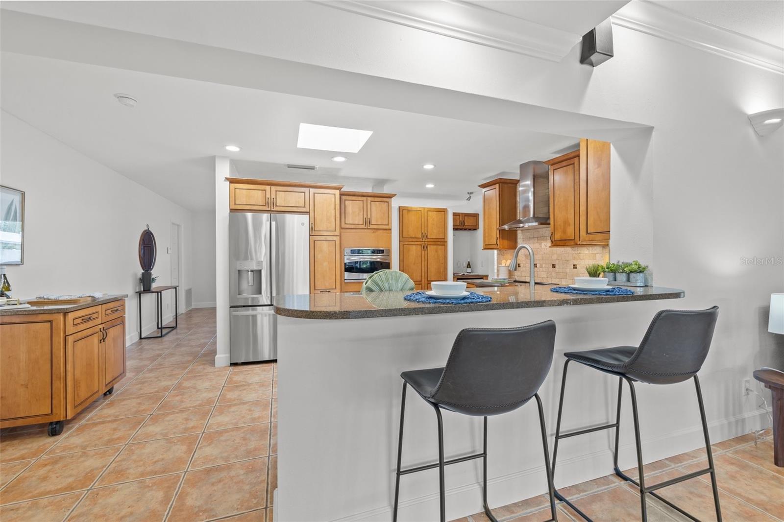 Image 11 of 46 For 715 45th Avenue Ne