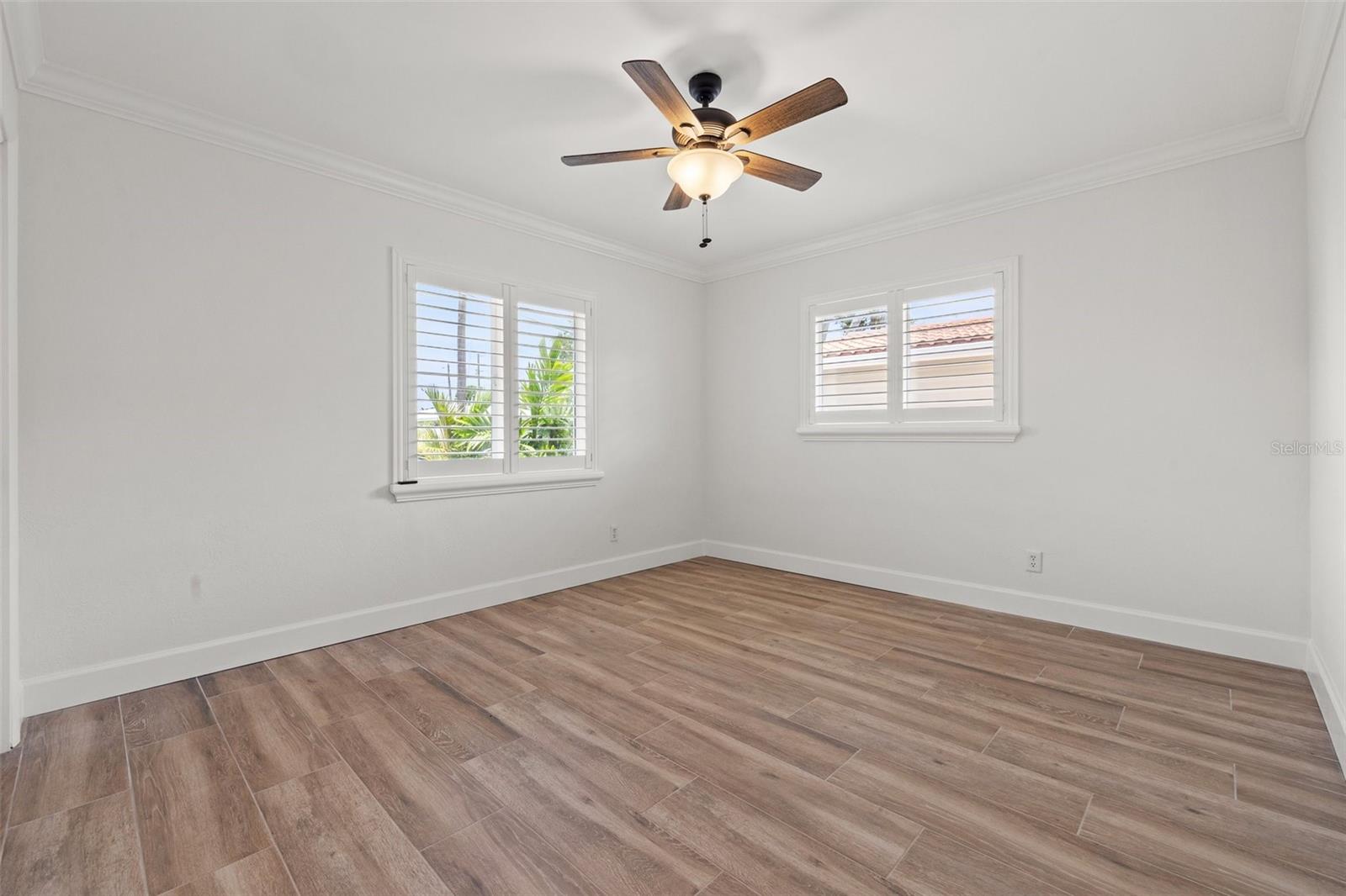 Image 20 of 46 For 715 45th Avenue Ne
