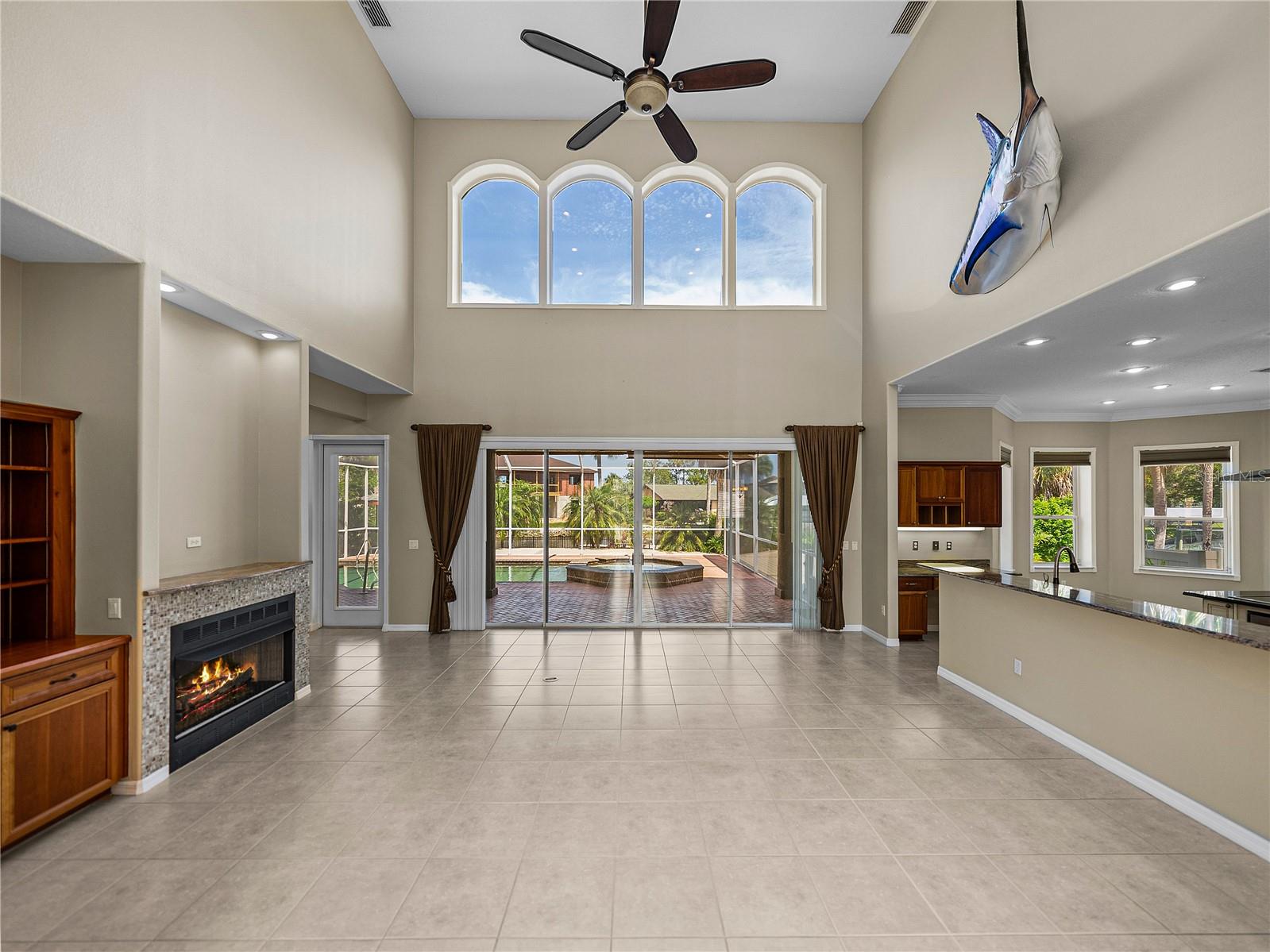 Listing photo id 9 for 5260 Stetson Point Drive