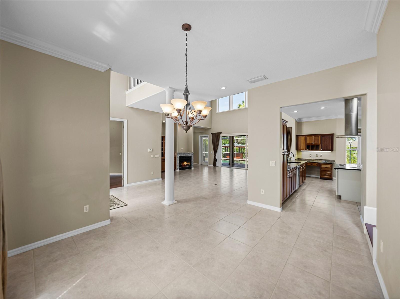 Listing photo id 16 for 5260 Stetson Point Drive