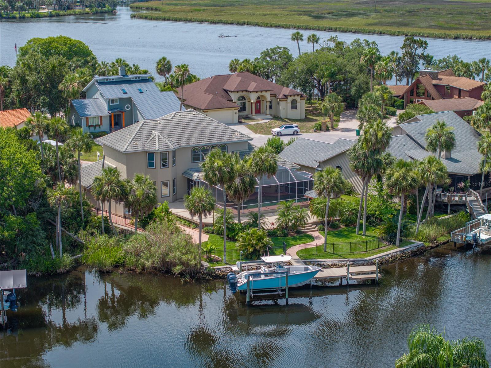 Listing photo id 1 for 5260 Stetson Point Drive