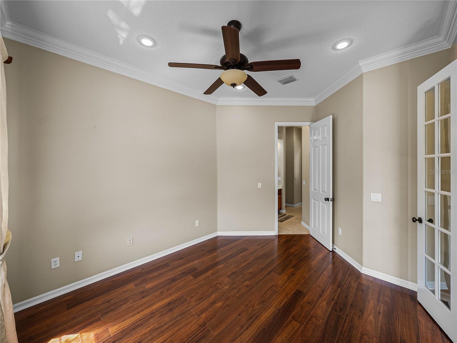 Listing photo id 37 for 5260 Stetson Point Drive