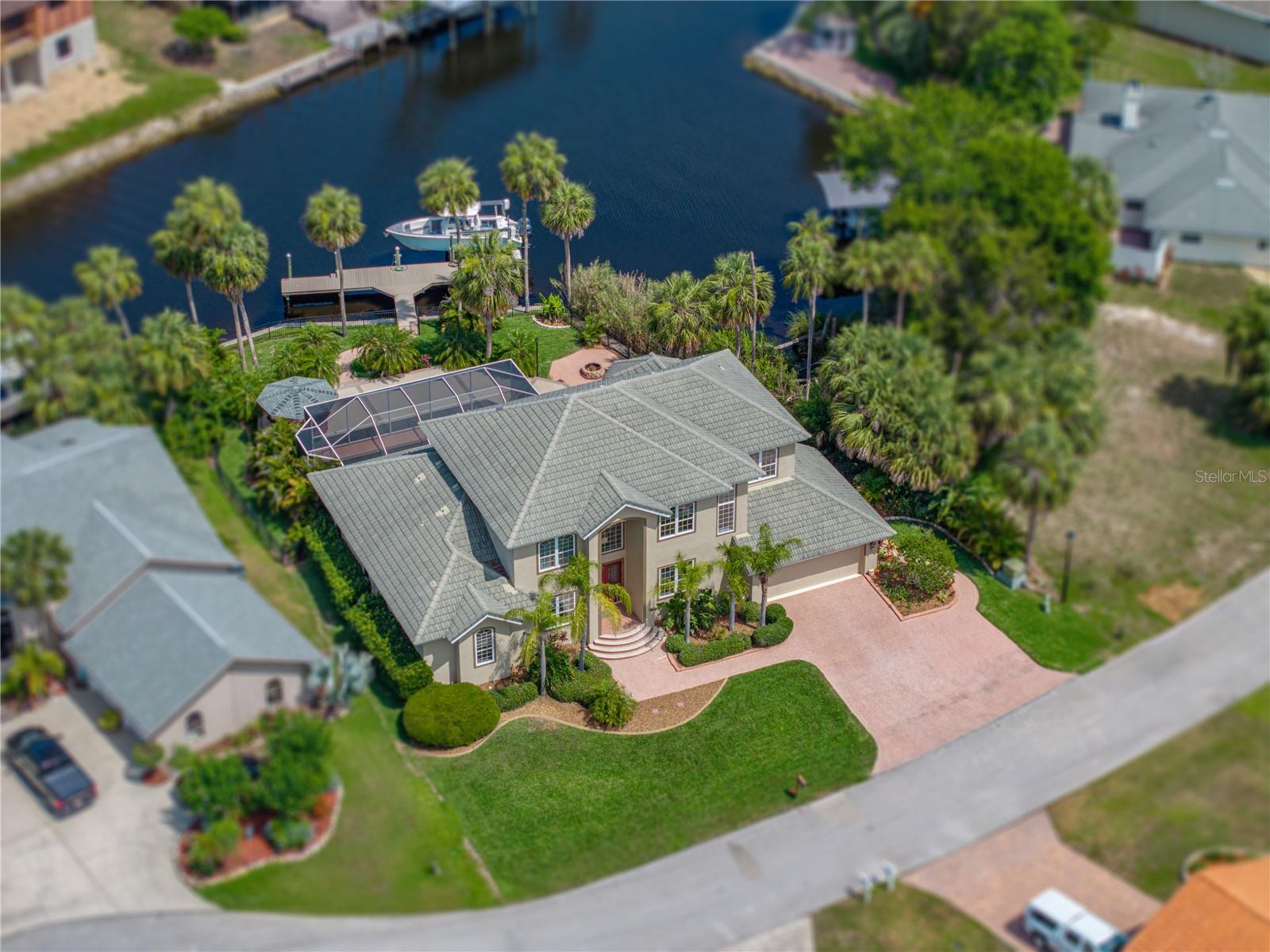 Listing photo id 4 for 5260 Stetson Point Drive