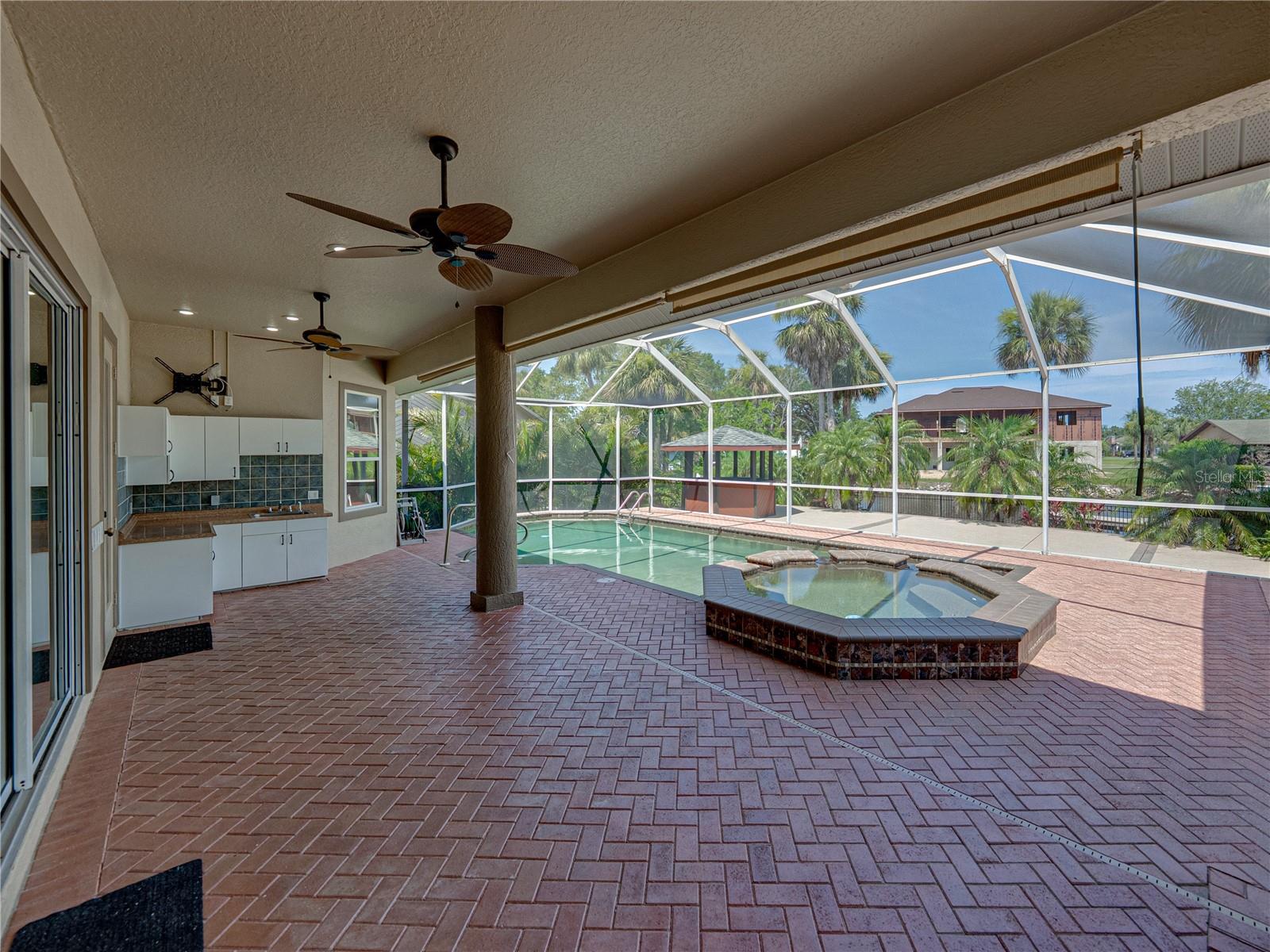 Listing photo id 59 for 5260 Stetson Point Drive