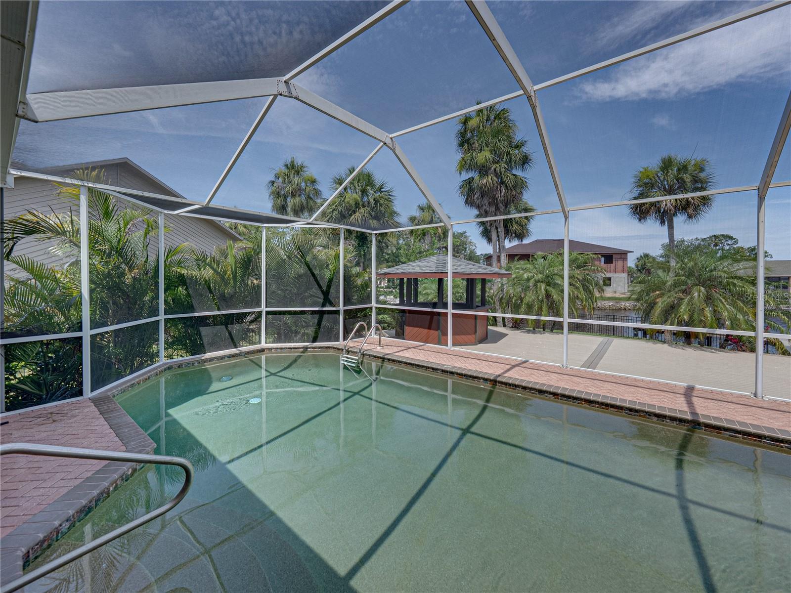 Listing photo id 65 for 5260 Stetson Point Drive