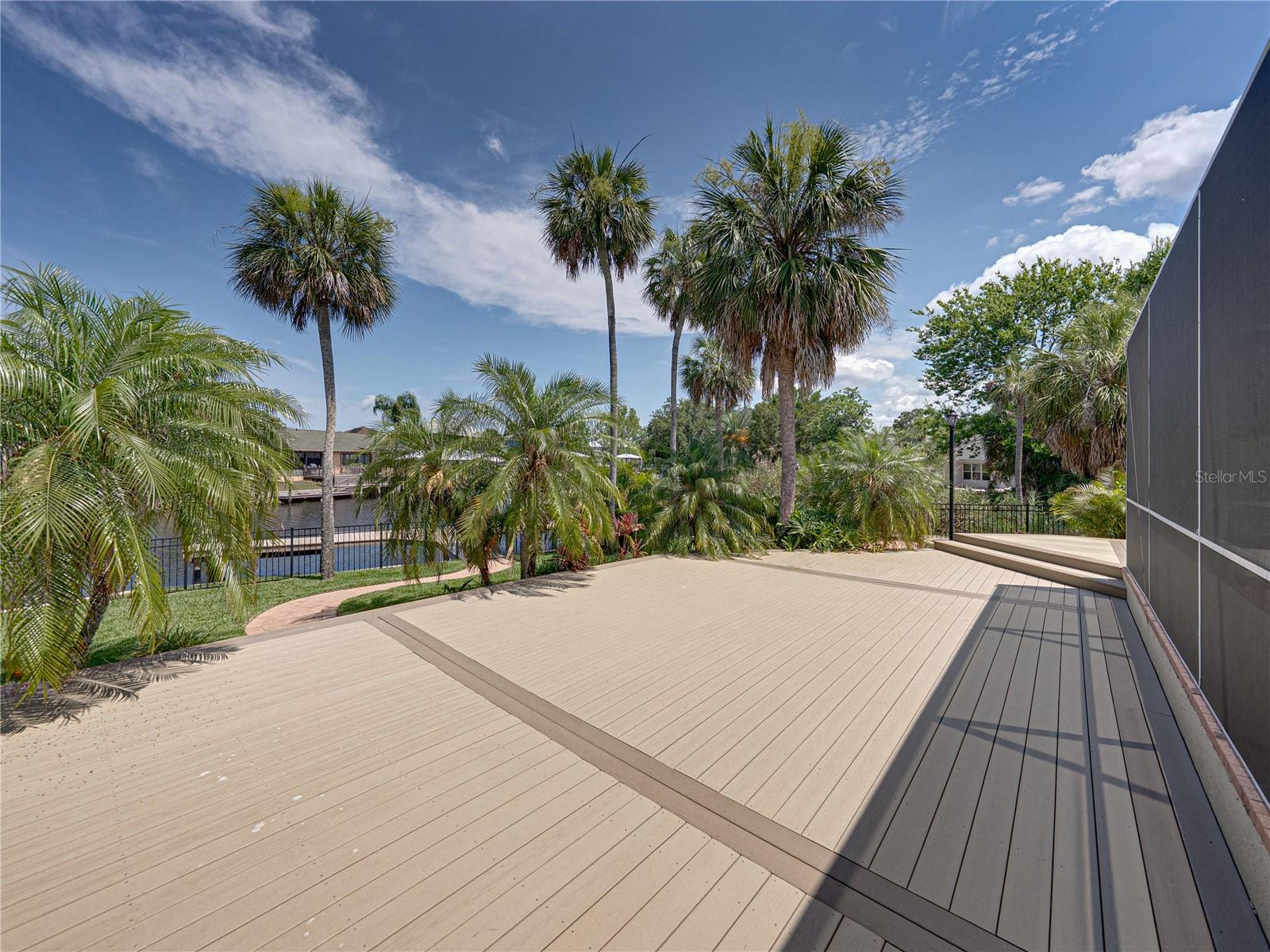 Listing photo id 71 for 5260 Stetson Point Drive