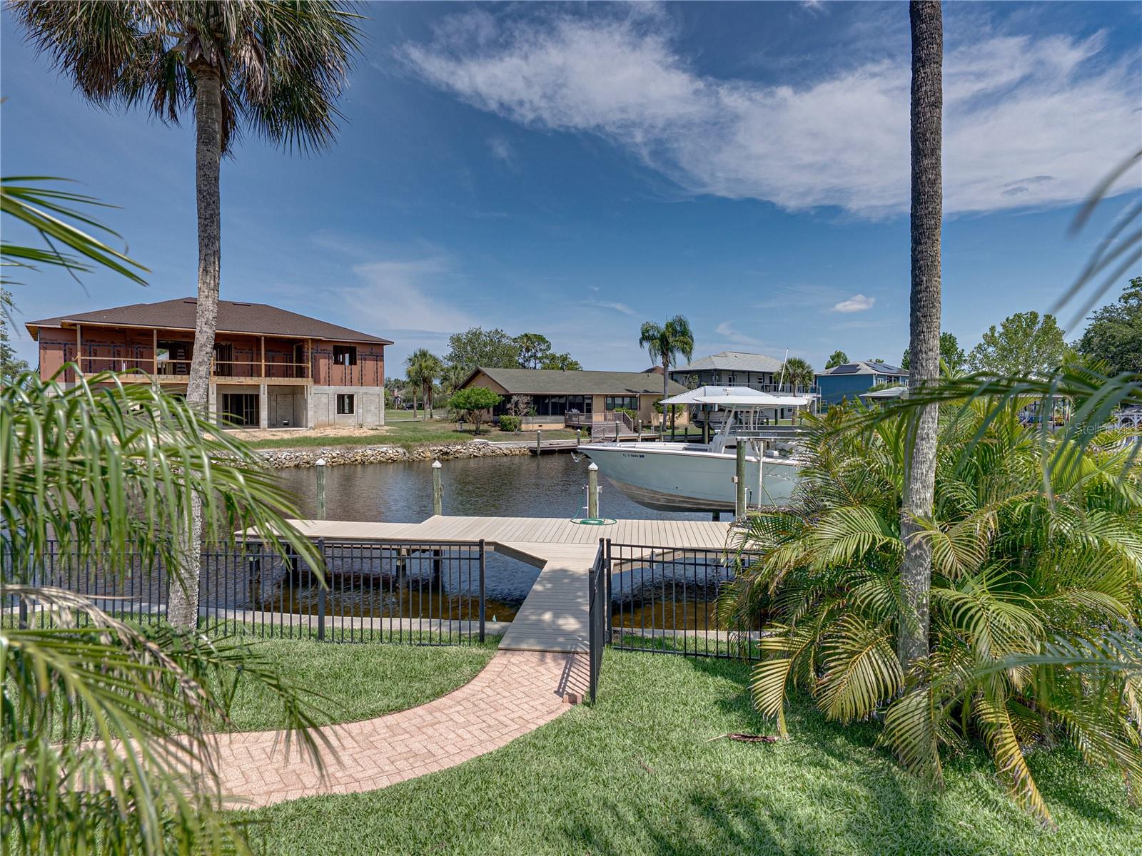 Listing photo id 75 for 5260 Stetson Point Drive