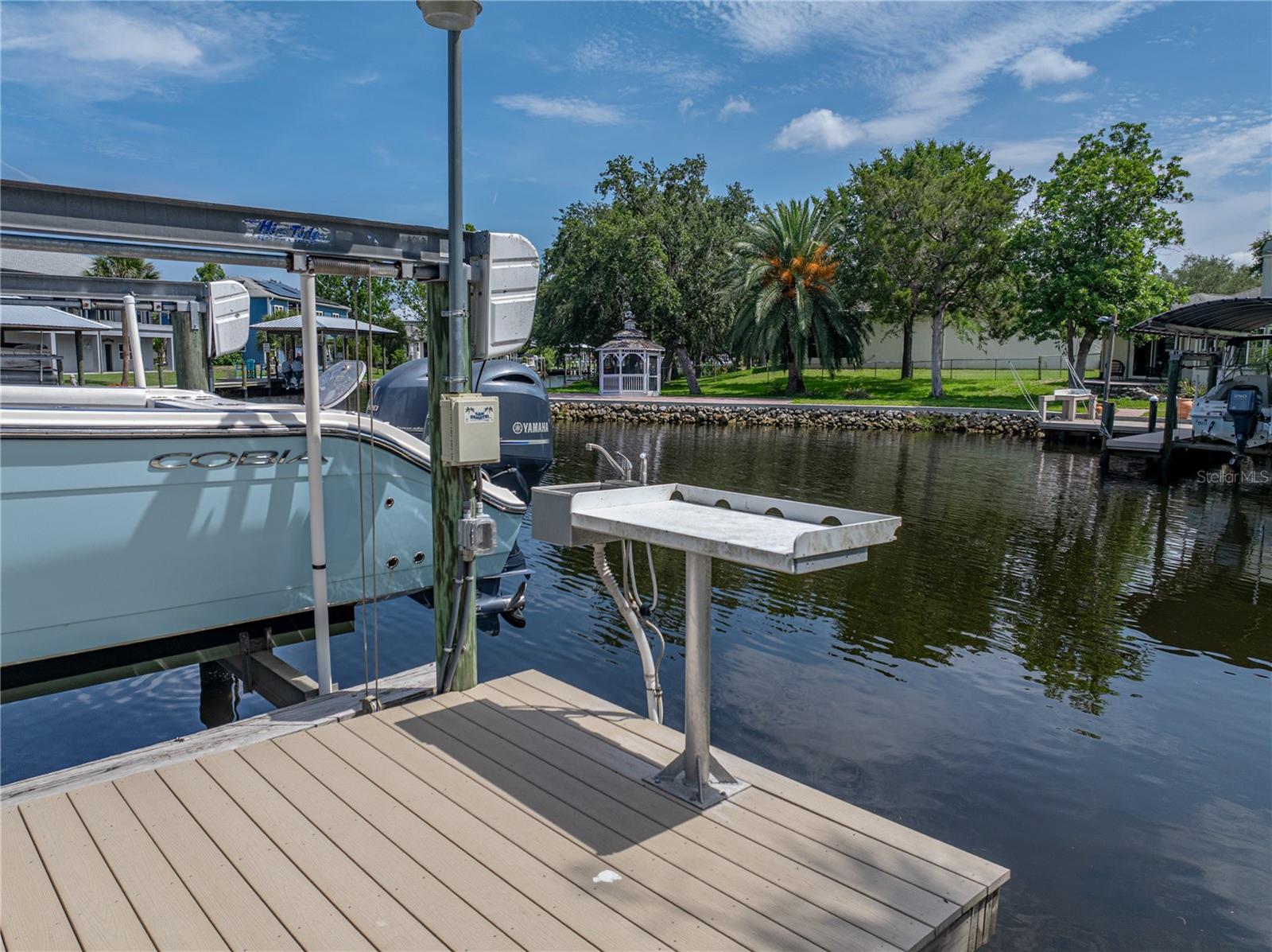 Listing photo id 80 for 5260 Stetson Point Drive