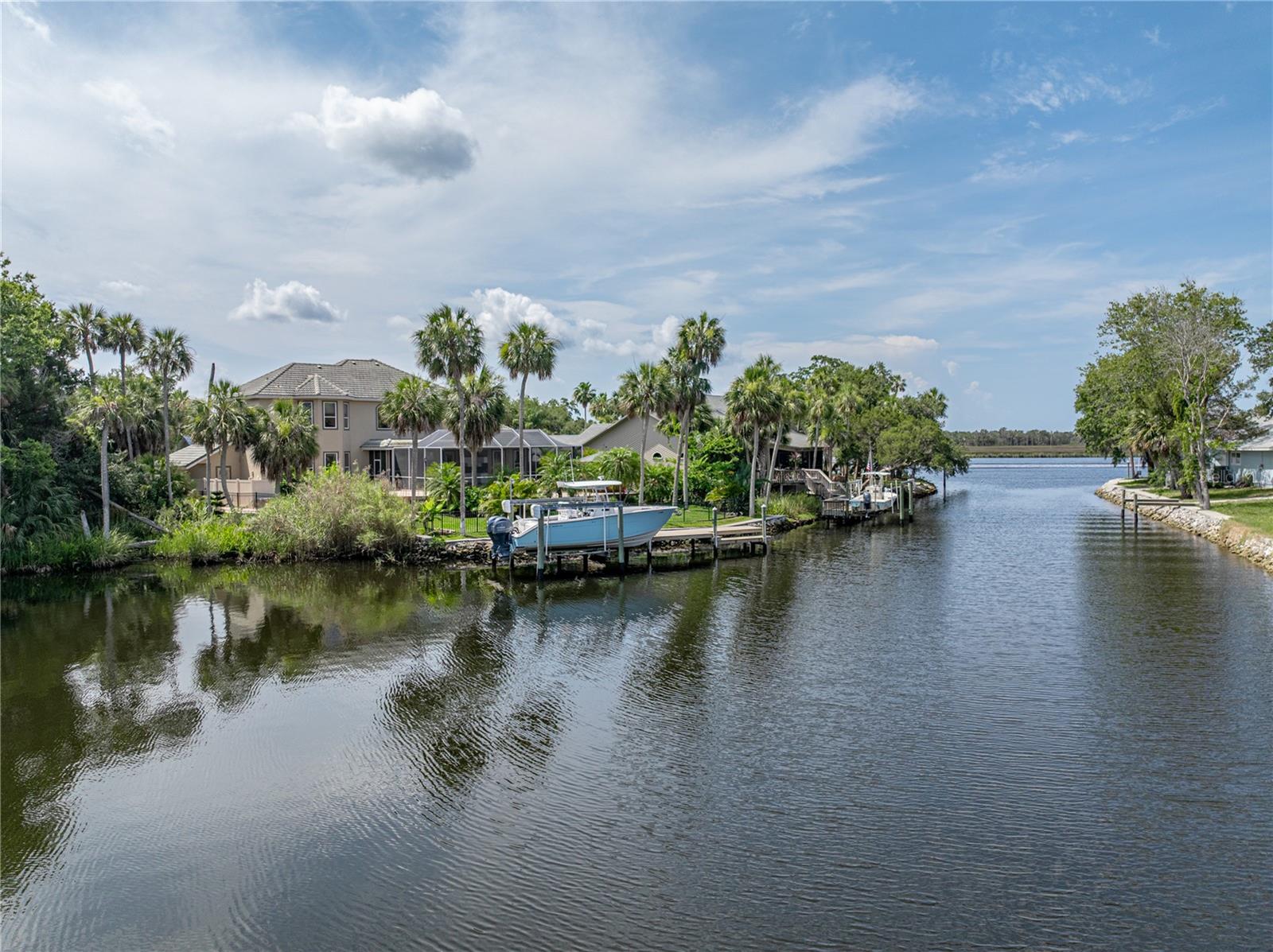 Listing photo id 83 for 5260 Stetson Point Drive
