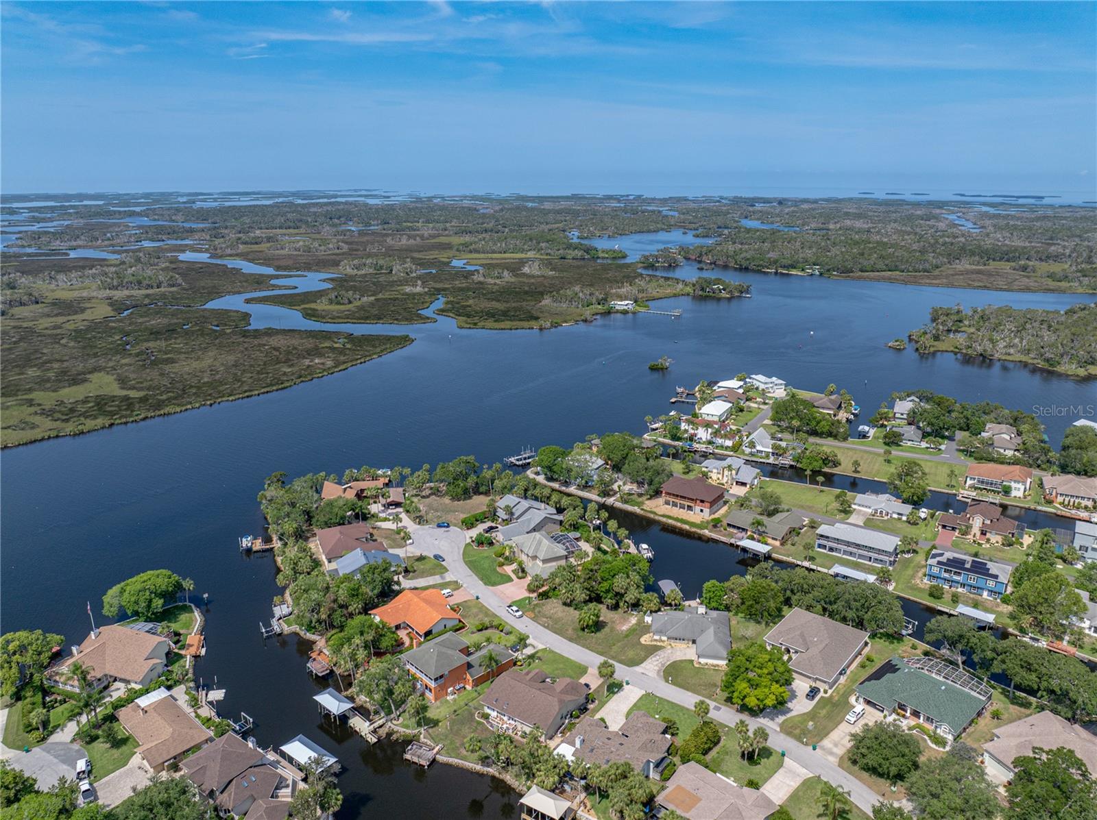 Listing photo id 87 for 5260 Stetson Point Drive