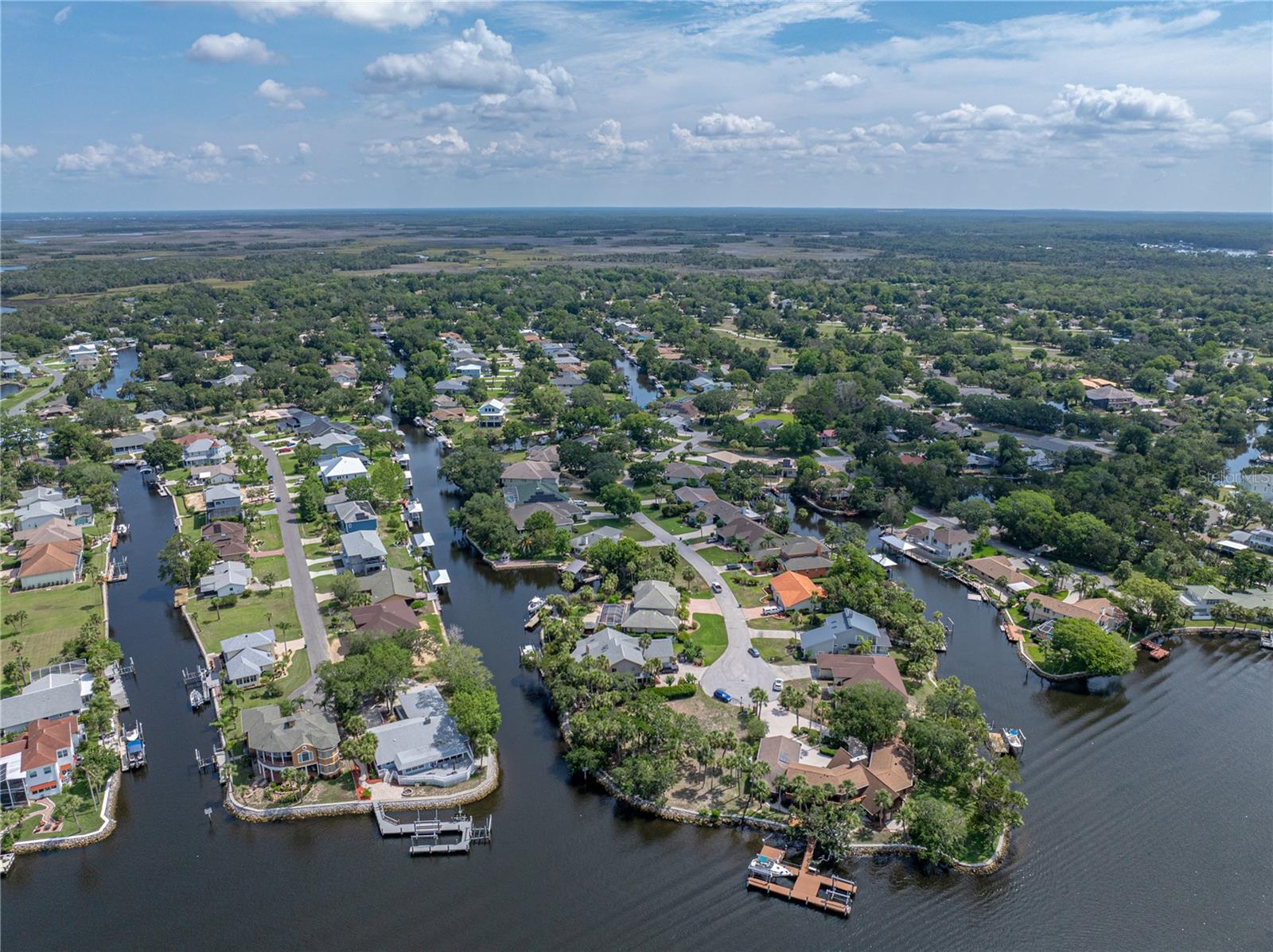 Listing photo id 91 for 5260 Stetson Point Drive