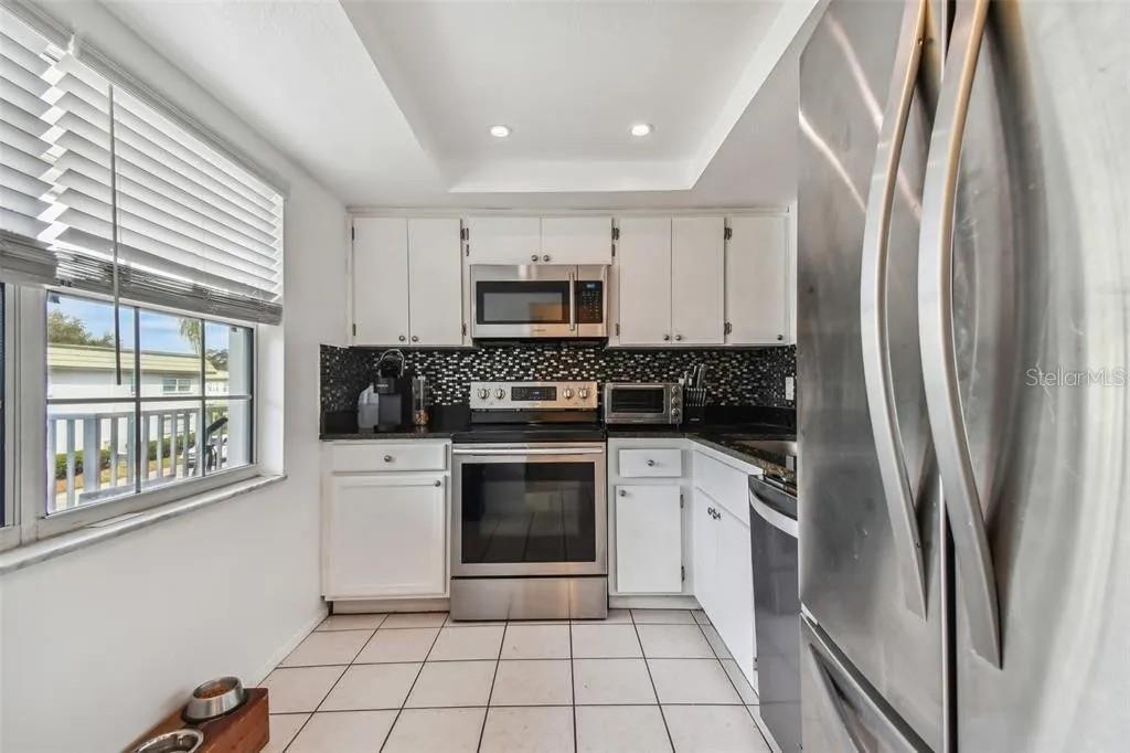 Image 5 of 15 For 1433 Belcher Road G20