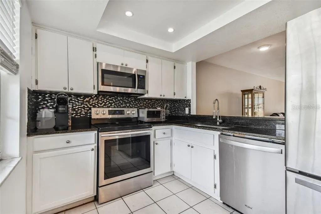 Image 6 of 15 For 1433 Belcher Road G20