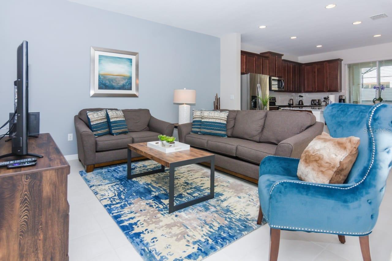 Image 3 of 52 For 1534 Carey Palm Circle