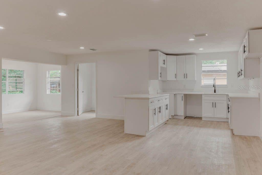Image 2 of 14 For 1255 Pine Street