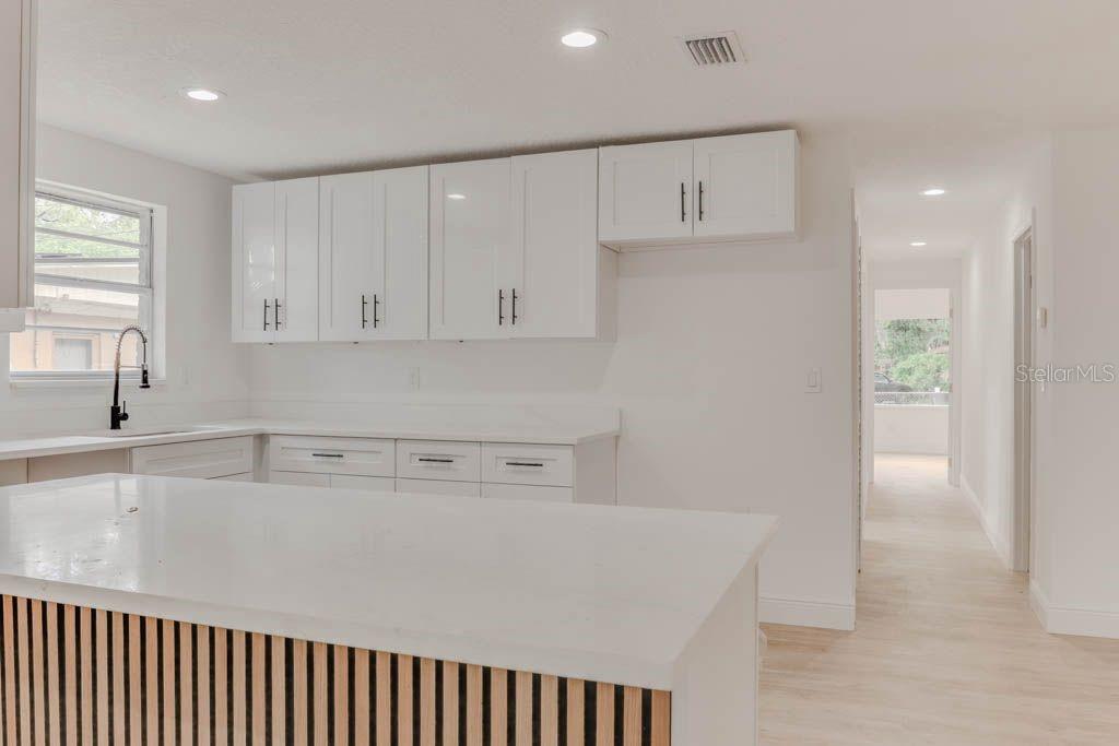Image 6 of 14 For 1255 Pine Street