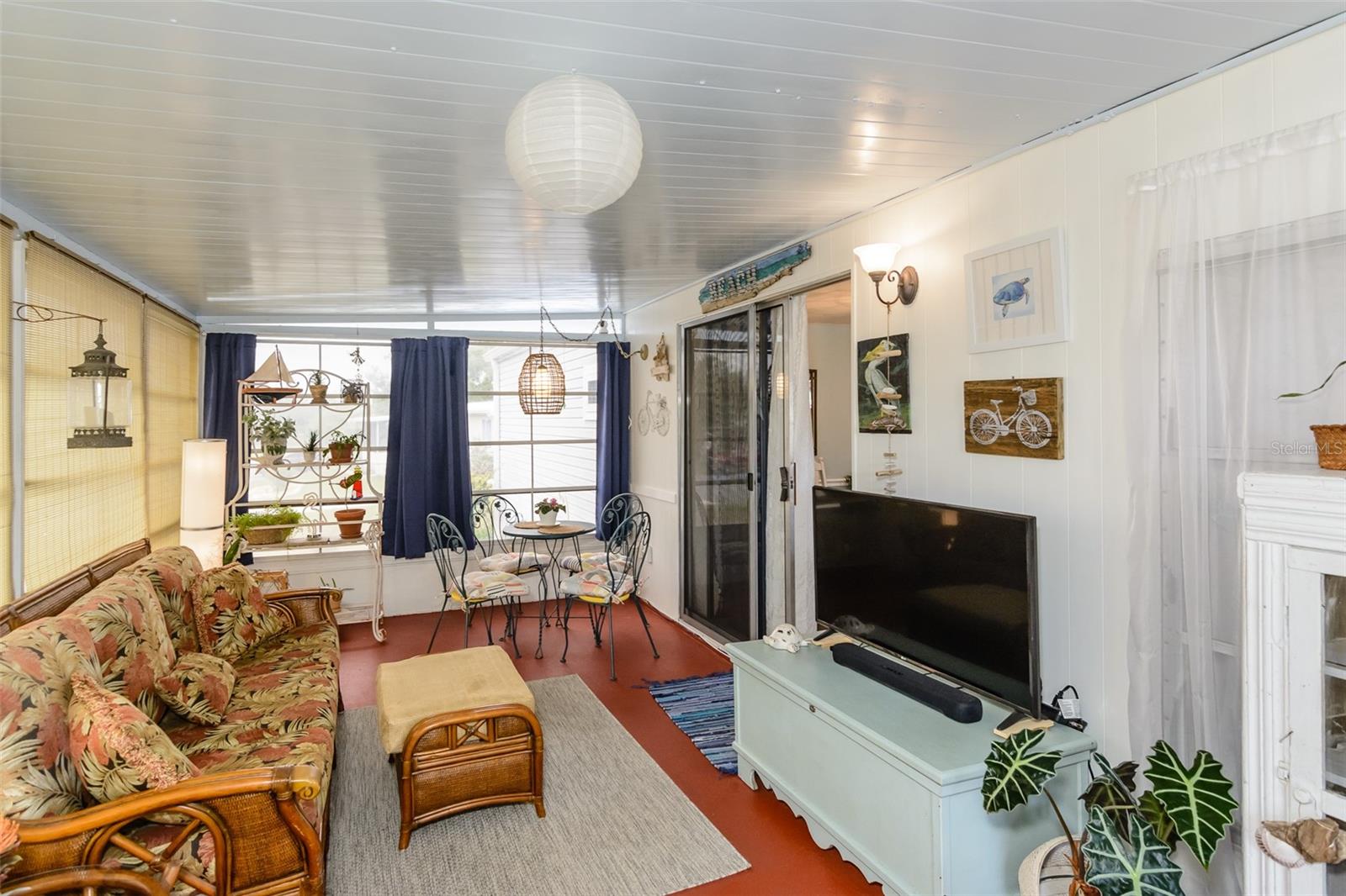 Listing photo id 0 for 7299 First Circle Drive
