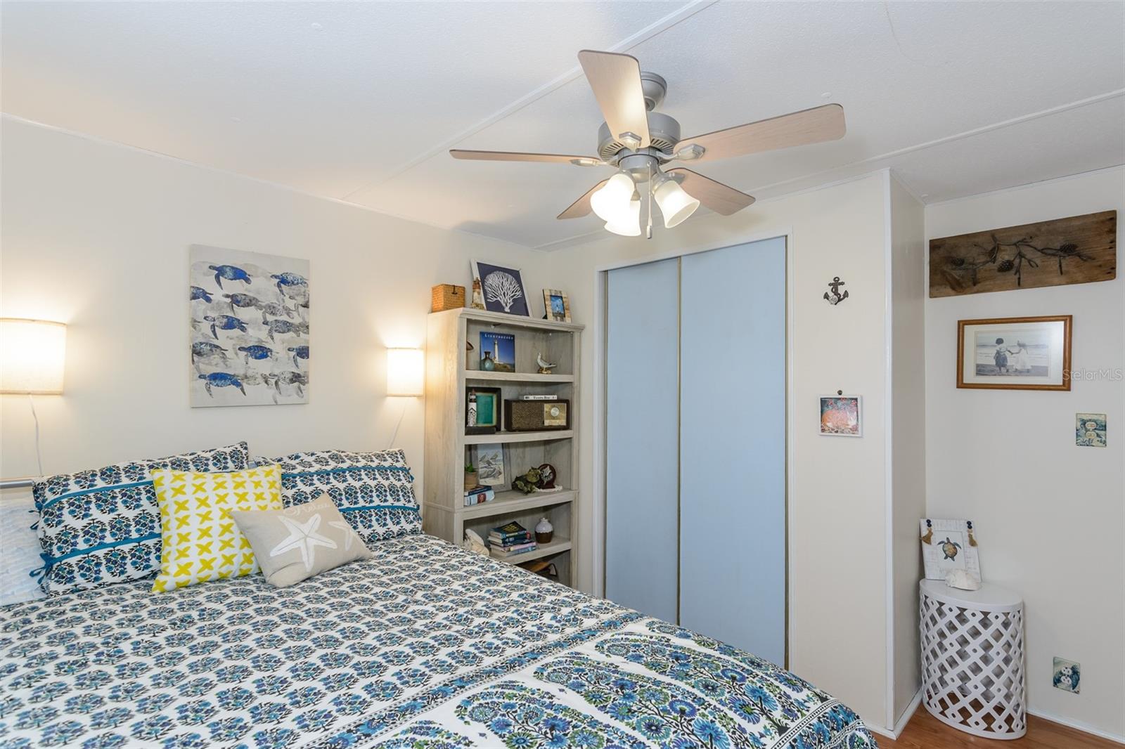 Listing photo id 27 for 7299 First Circle Drive