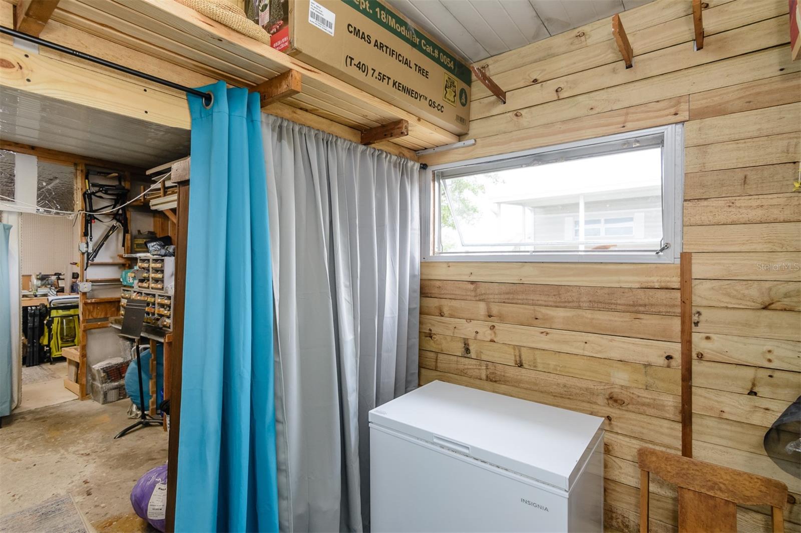 Listing photo id 33 for 7299 First Circle Drive