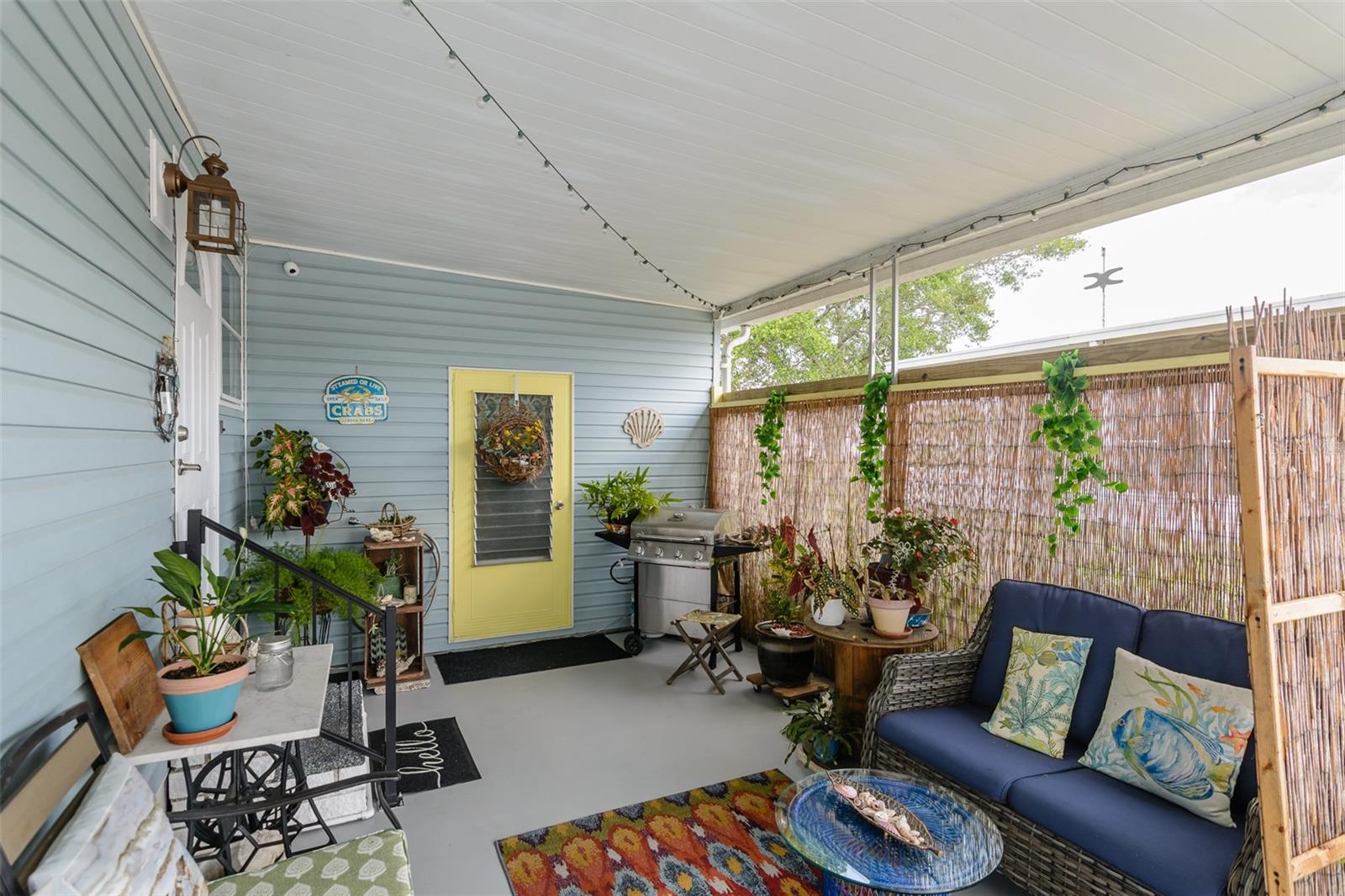 Listing photo id 42 for 7299 First Circle Drive