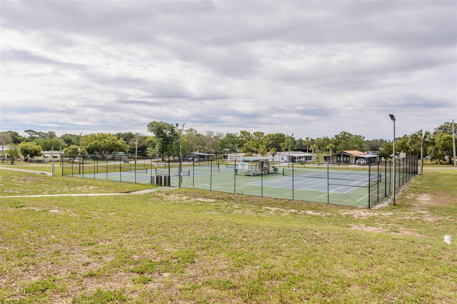 Listing photo id 47 for 7299 First Circle Drive
