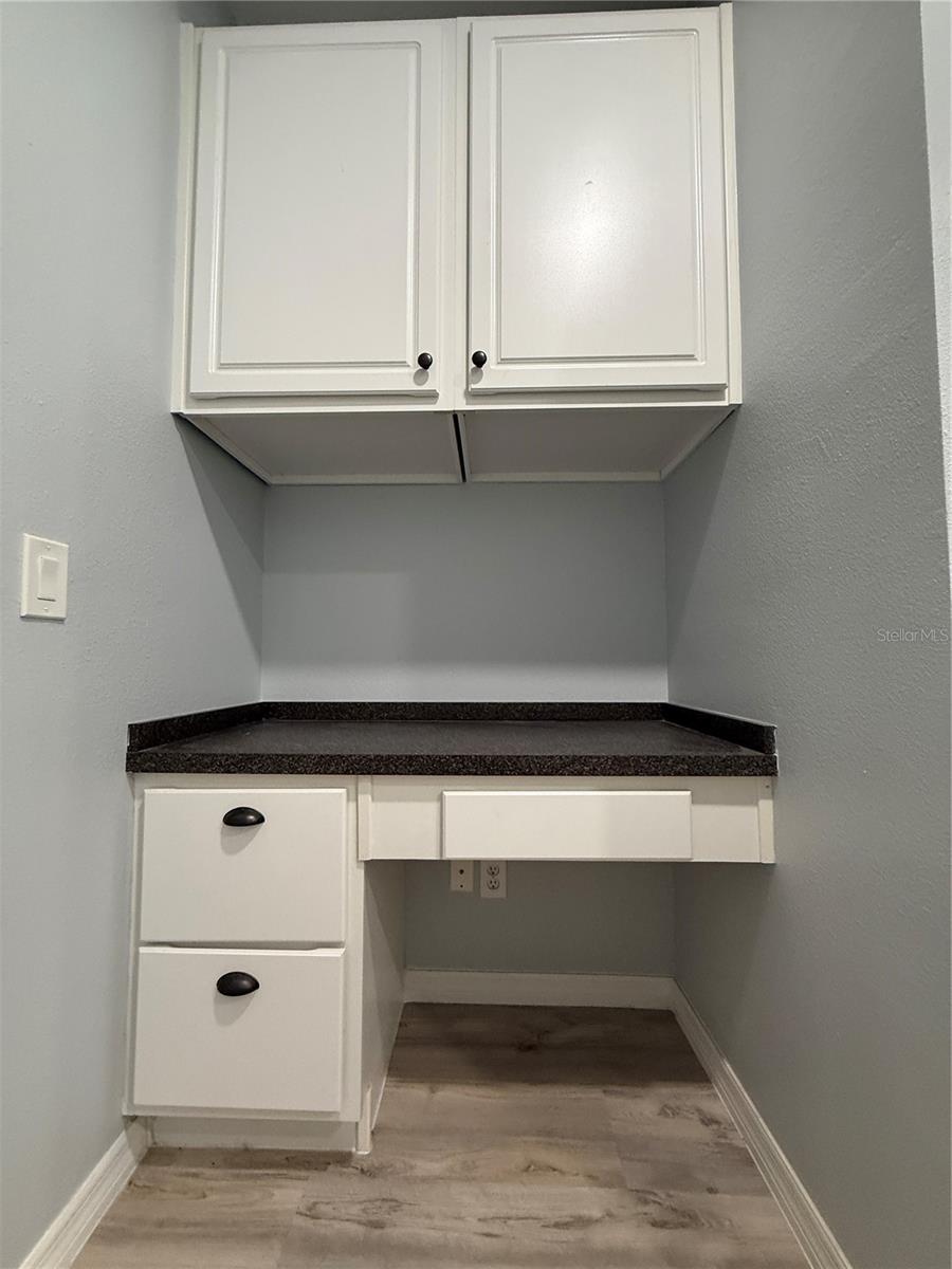Image 15 of 27 For 16430 Rollingbrook Drive
