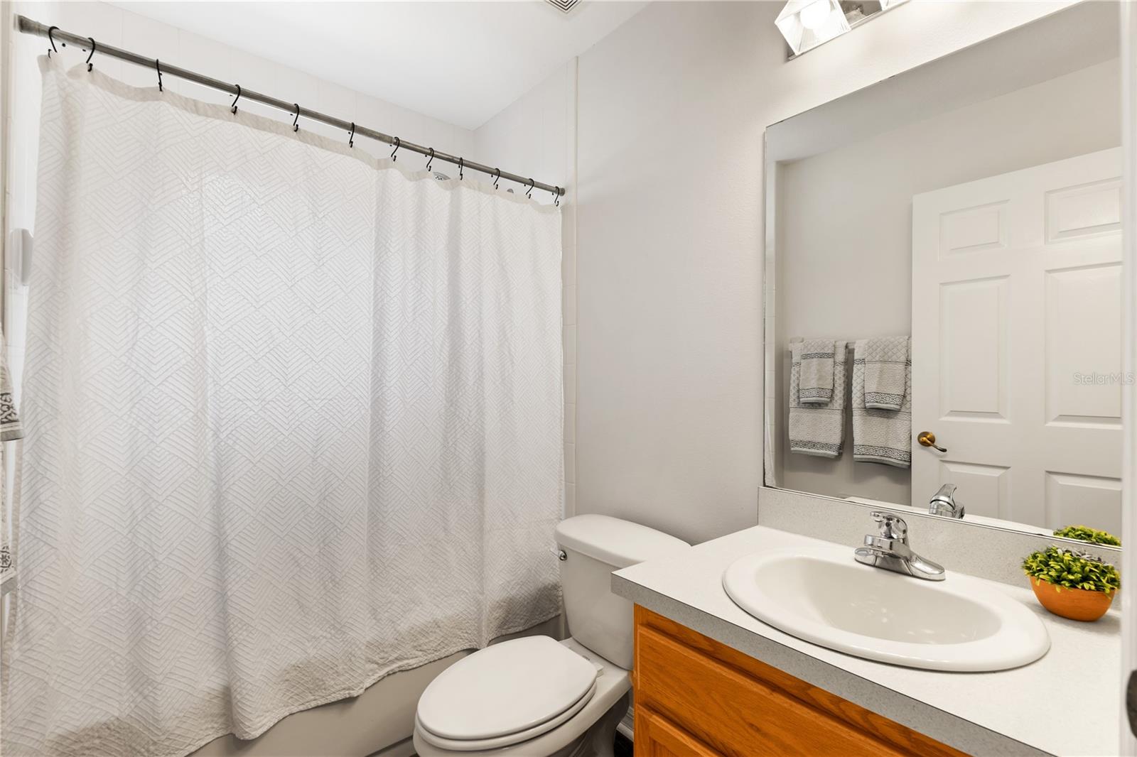 Image 18 of 38 For 9700 Sw 196 Circle