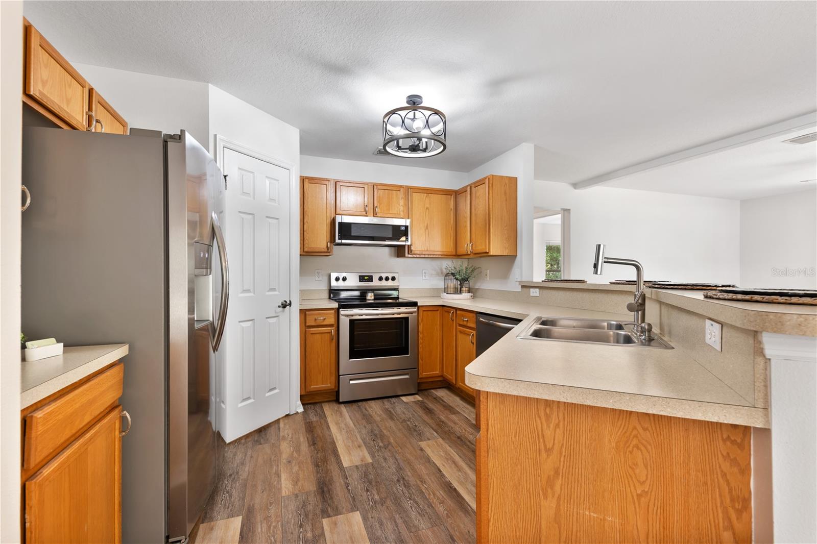 Image 2 of 38 For 9700 Sw 196 Circle