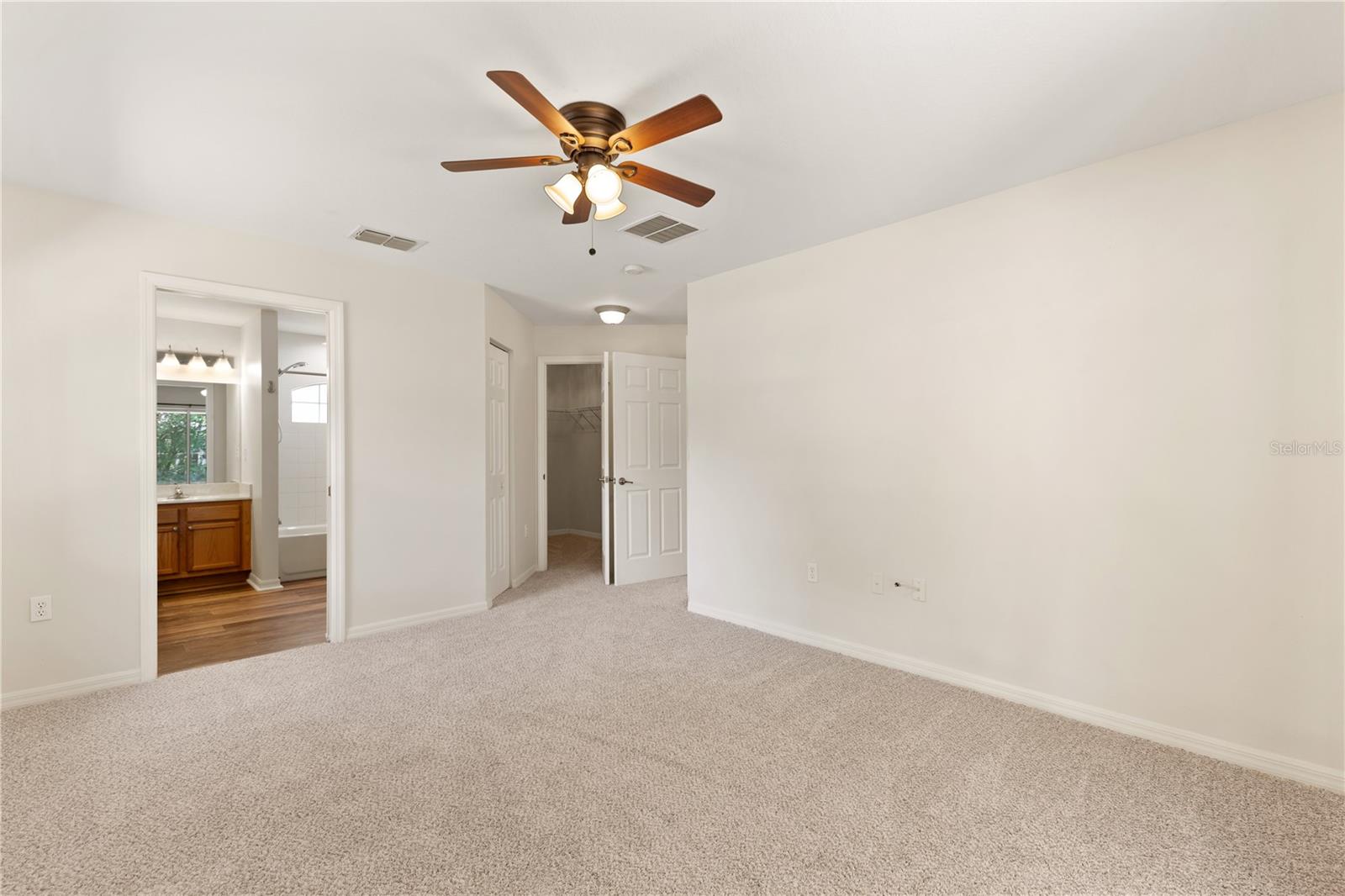 Image 20 of 38 For 9700 Sw 196 Circle