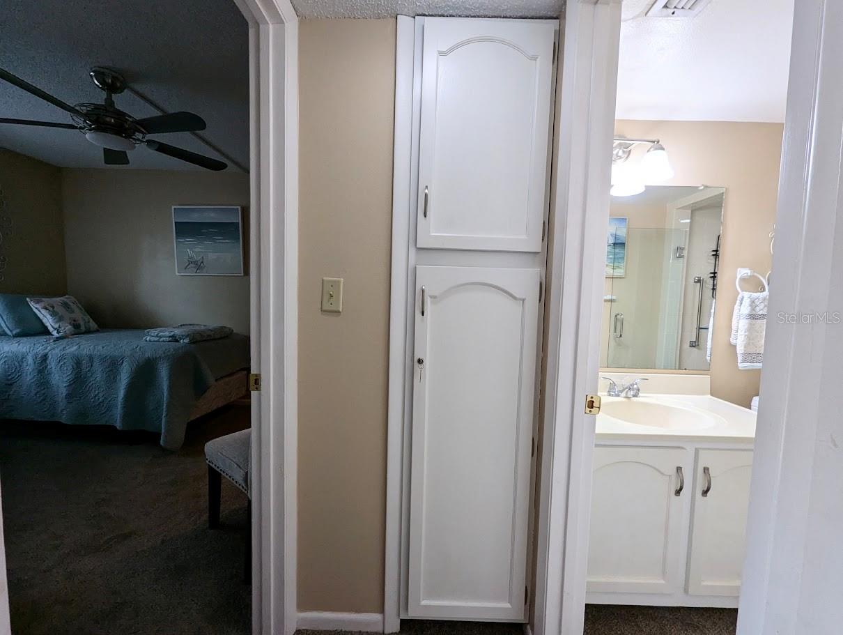 Listing photo id 17 for 8765 Bardmoor Boulevard 108